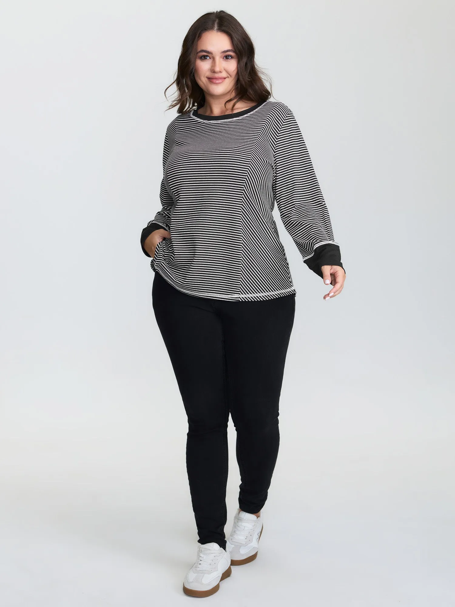 Striped Color Contrast Round Neck T-Shirt sold by Bloomchic product image thumbnail 3