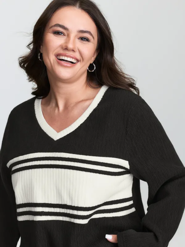 Supersoft Colorblock Textured Sweatshirt sold by Bloomchic