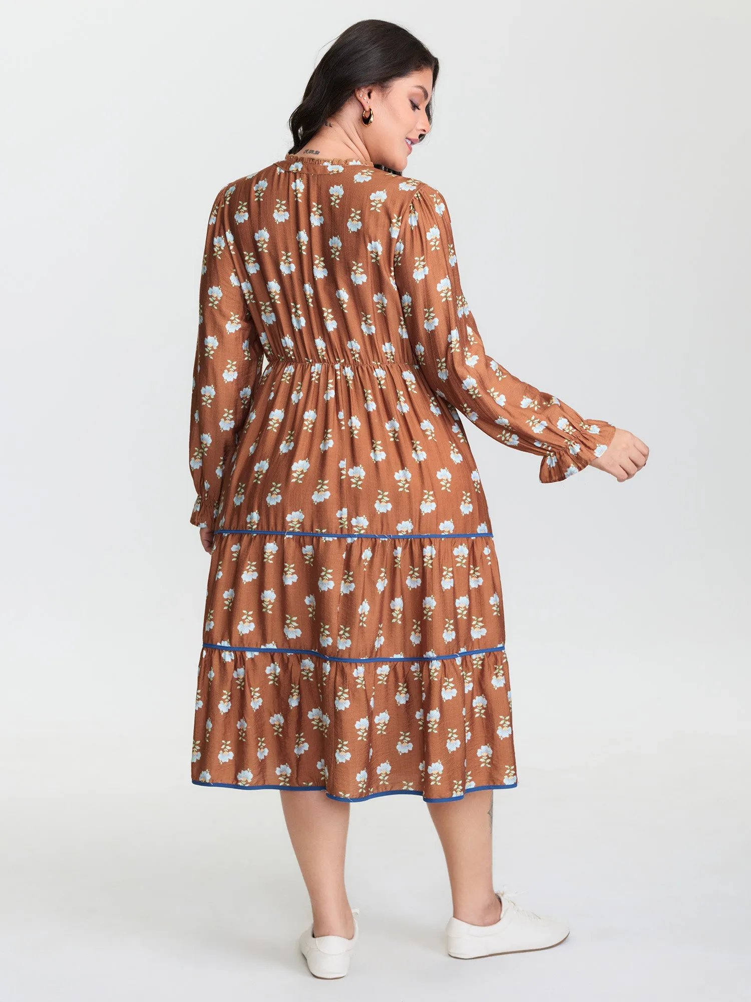 Supersoft Floral Print Drawstring Neckline Midi Dress sold by Bloomchic product image thumbnail 5