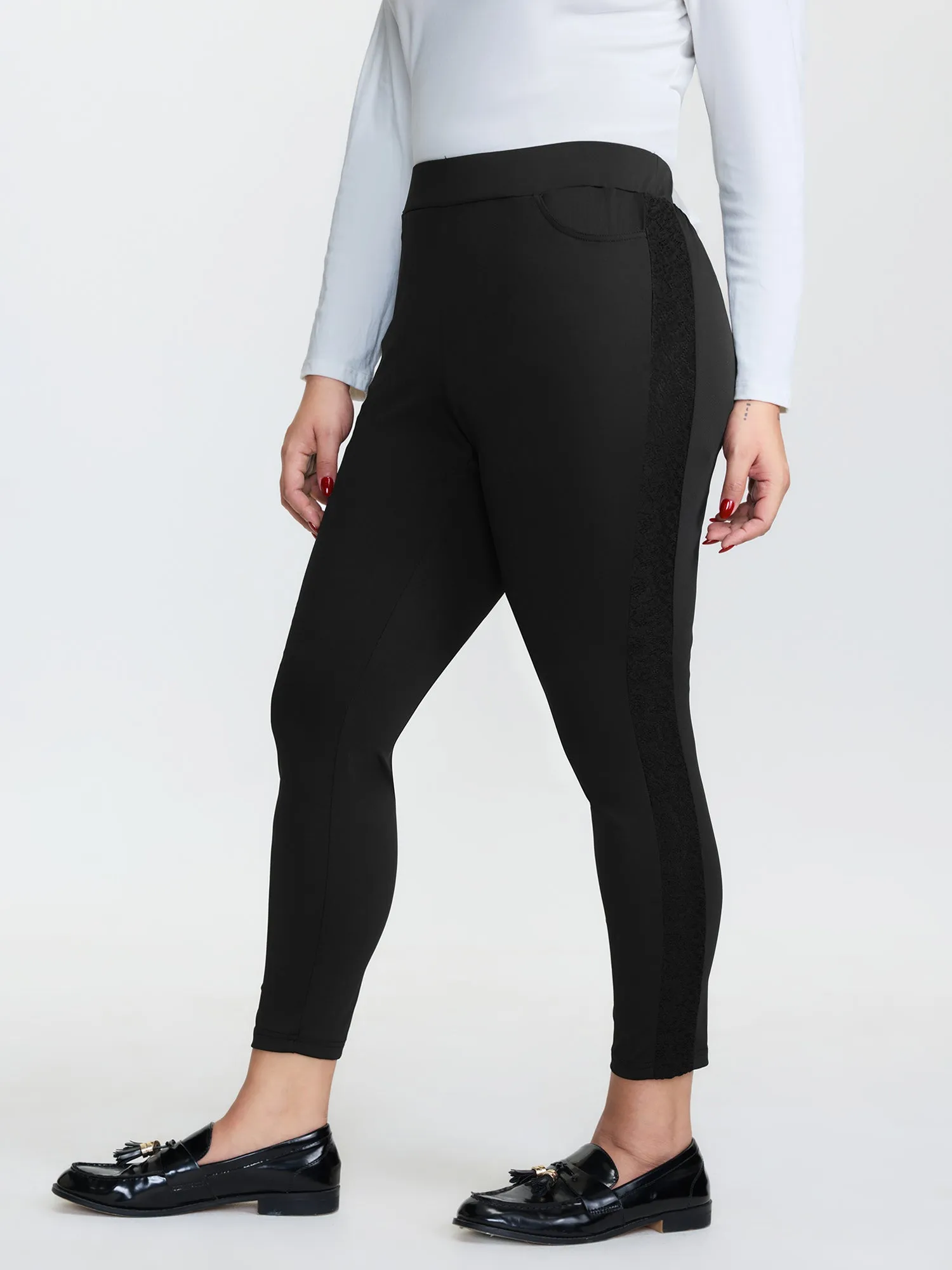 Stretchy Waistband Skinny-Fit Pants sold by Bloomchic