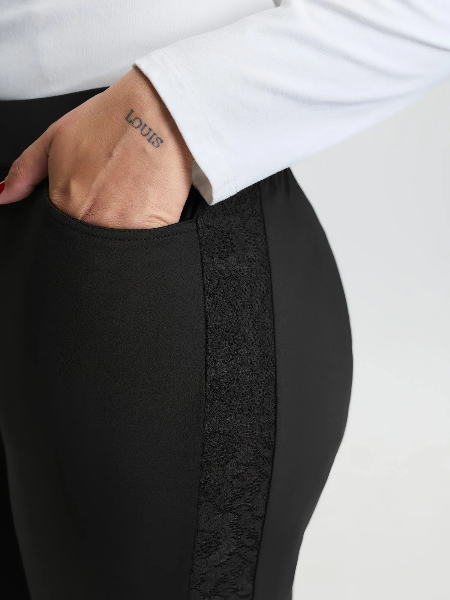 Stretchy Waistband Skinny-Fit Pants sold by Bloomchic product image thumbnail 3