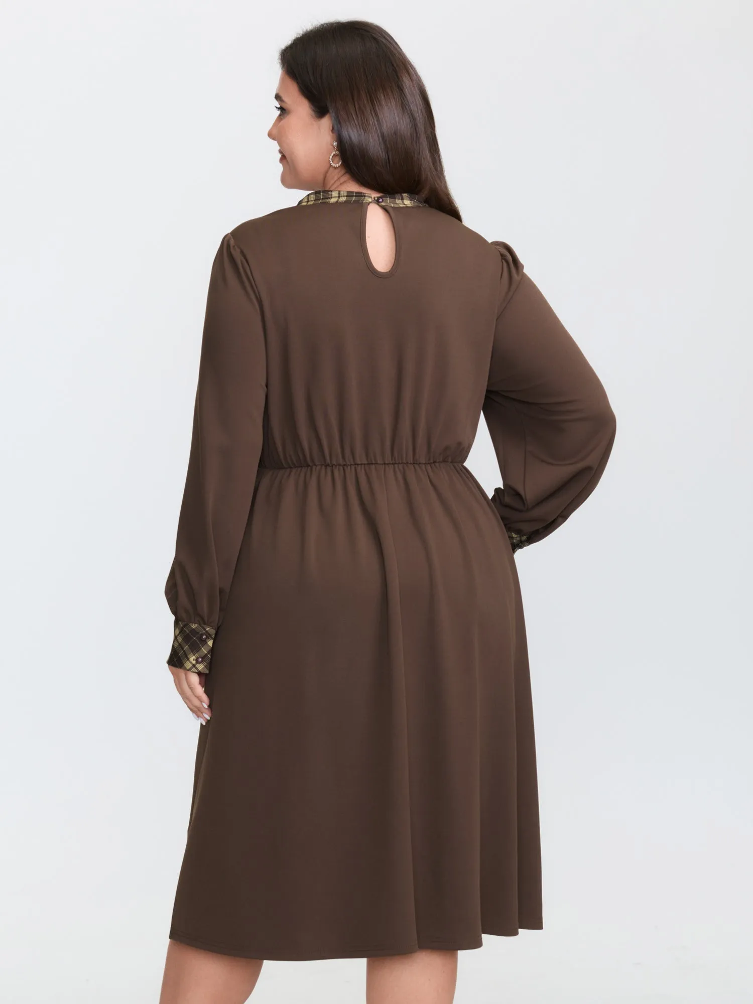 Retro Checkered Mock Neck Midi Dress sold by Bloomchic product image thumbnail 4