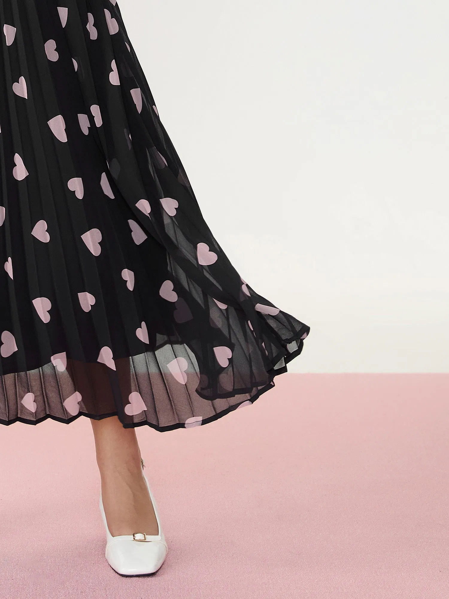 Heart Mesh Pleated Maxi Skirt sold by Bloomchic product image thumbnail 4