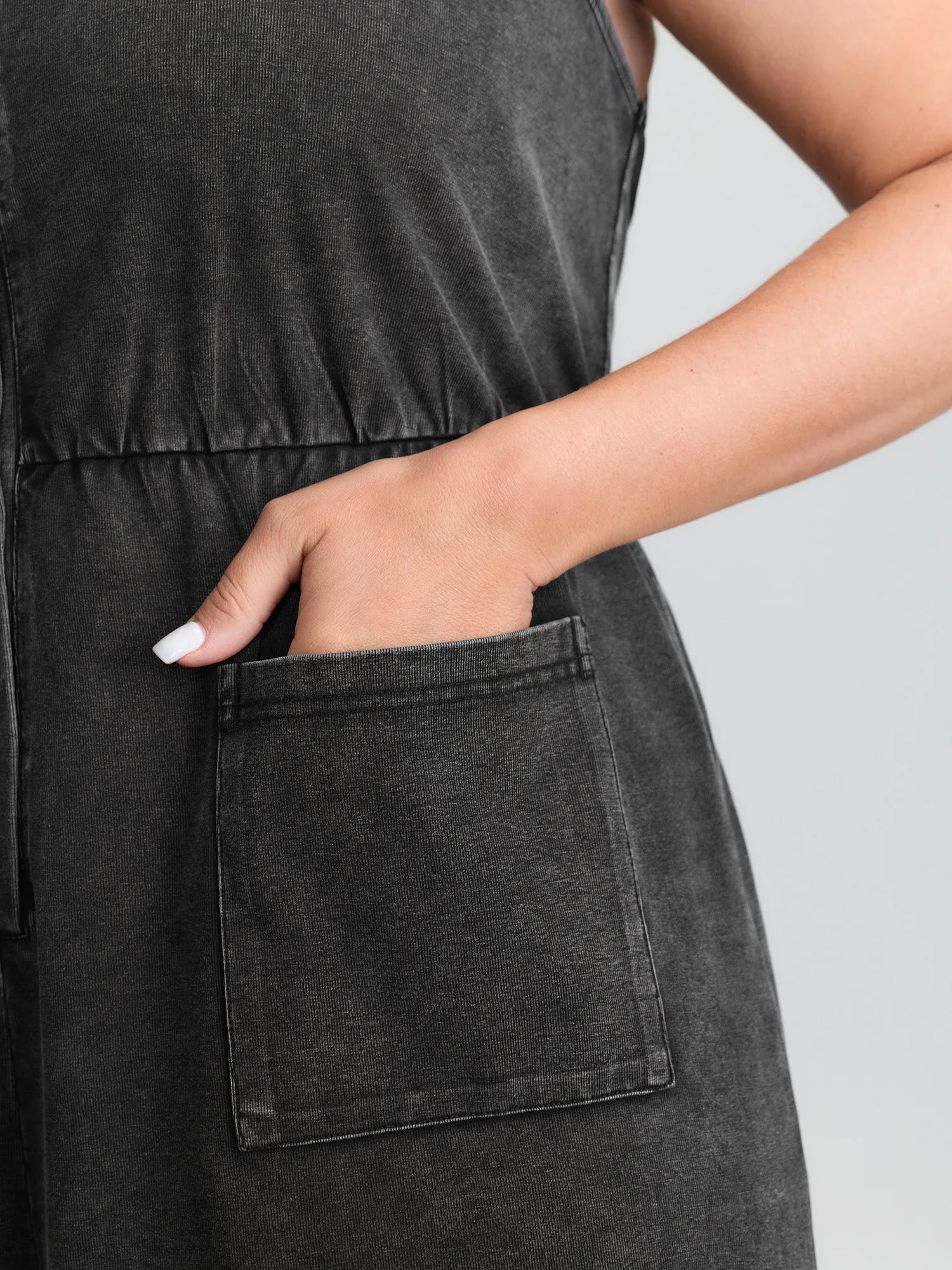 Vintage Pockets Button-Front Jumpsuit sold by Bloomchic product image thumbnail 4