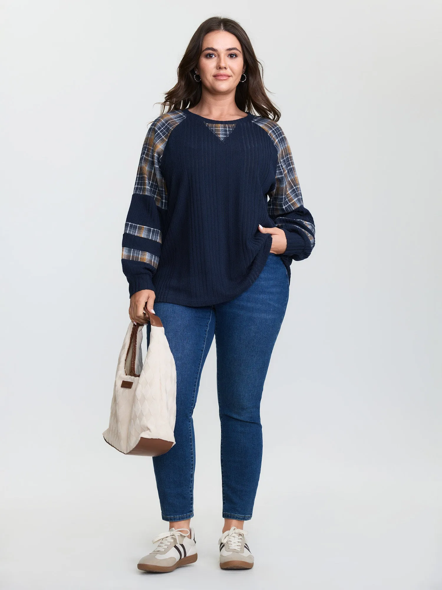 Plaid Pattern Textured Raglan Sleeve Sweatshirt sold by Bloomchic product image thumbnail 3