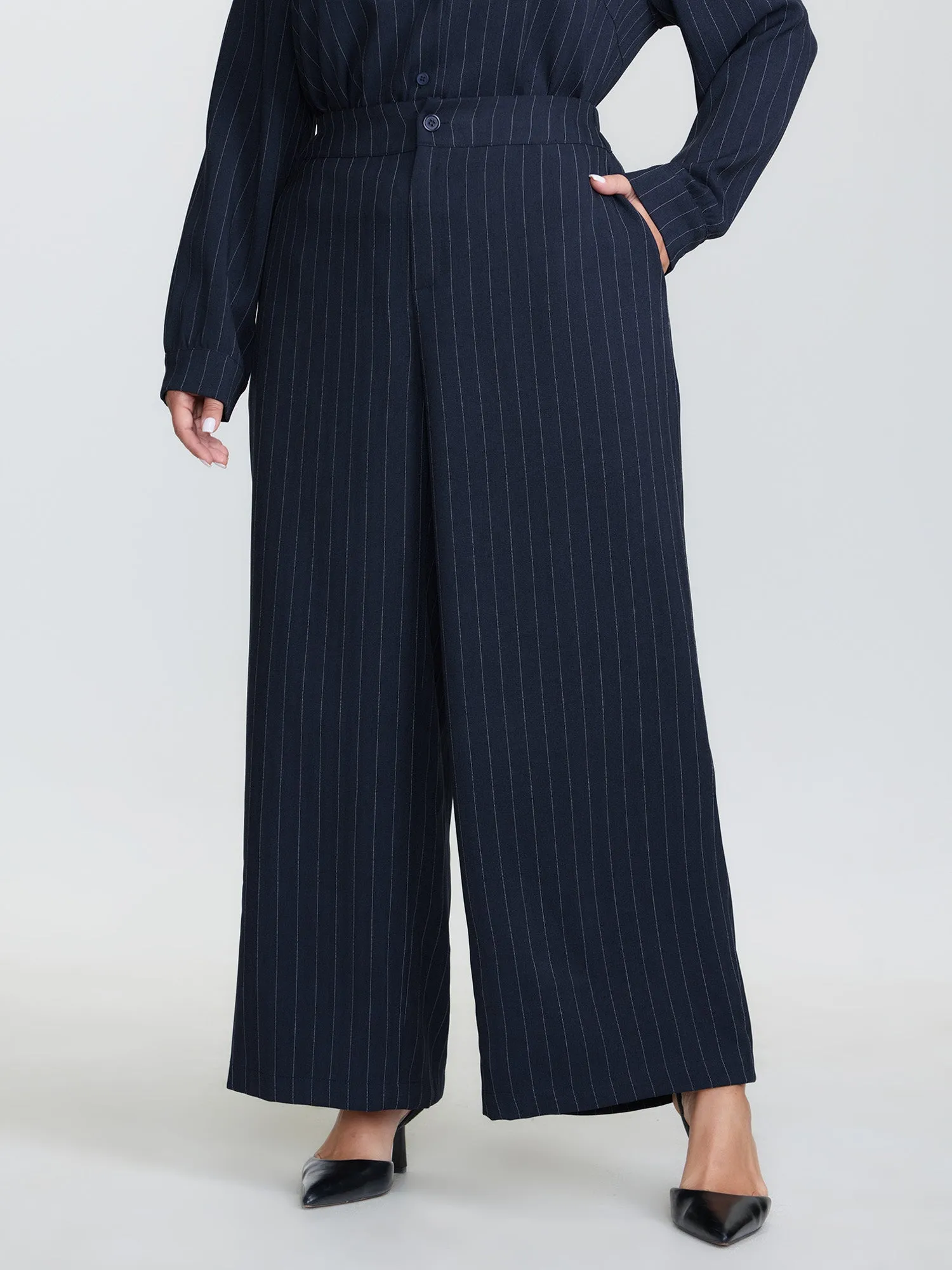 Stretchy Waist Striped Straight-Leg Pants sold by Bloomchic