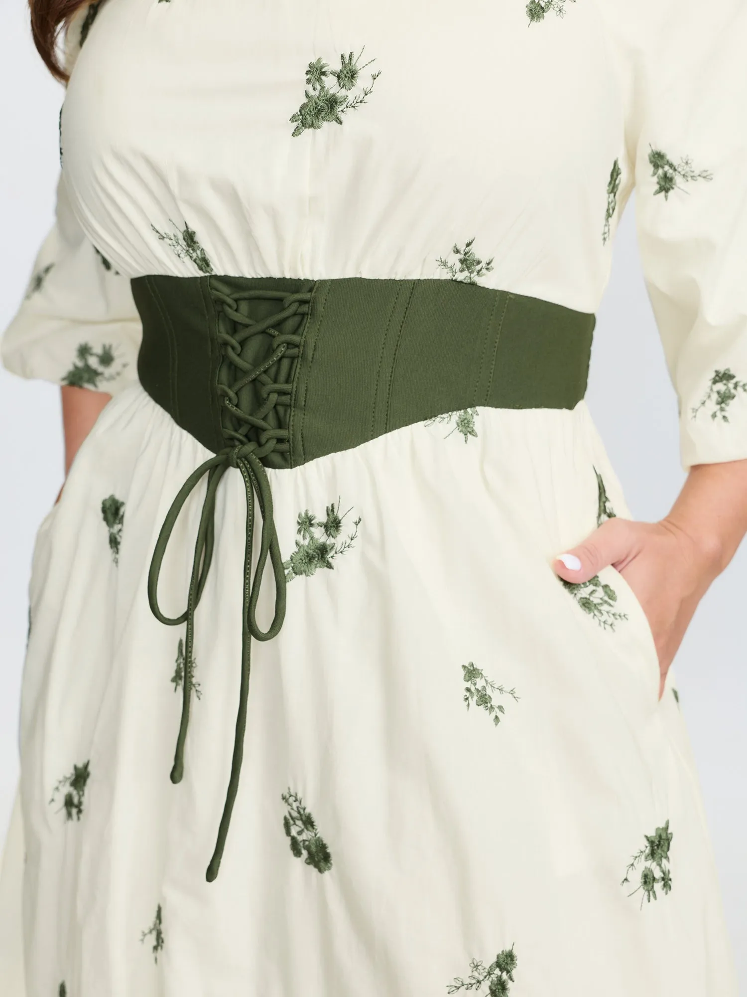 2-in-1 Embroidered Tulle Maxi Dress sold by Bloomchic product image thumbnail 4