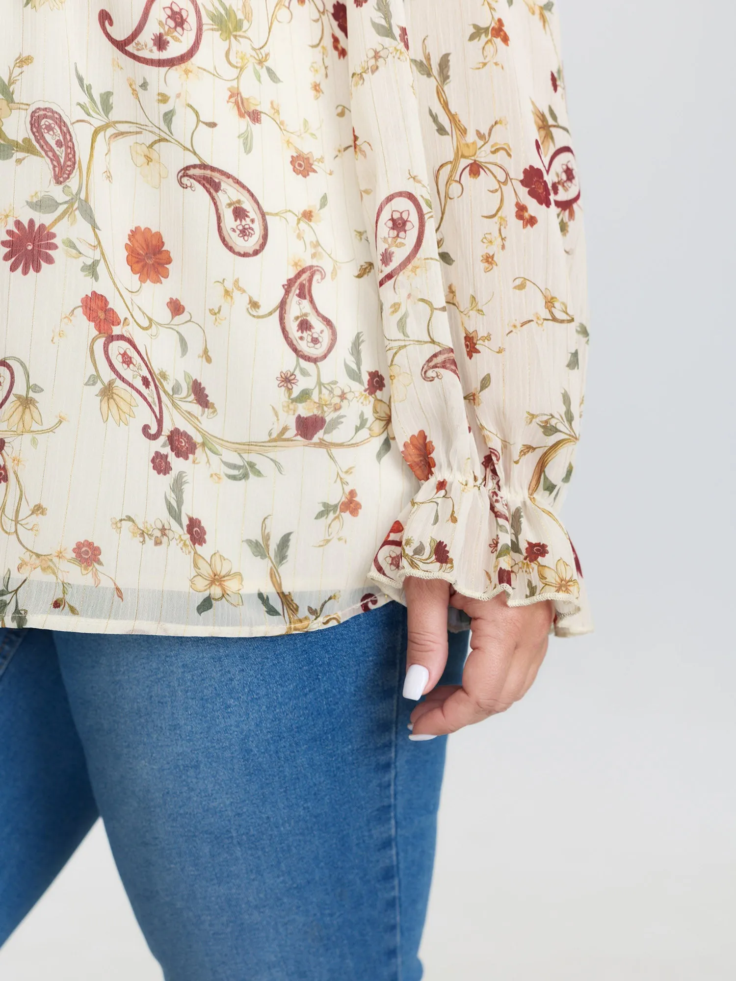 Floral Print Toothpick Pleats Blouse sold by Bloomchic product image thumbnail 4