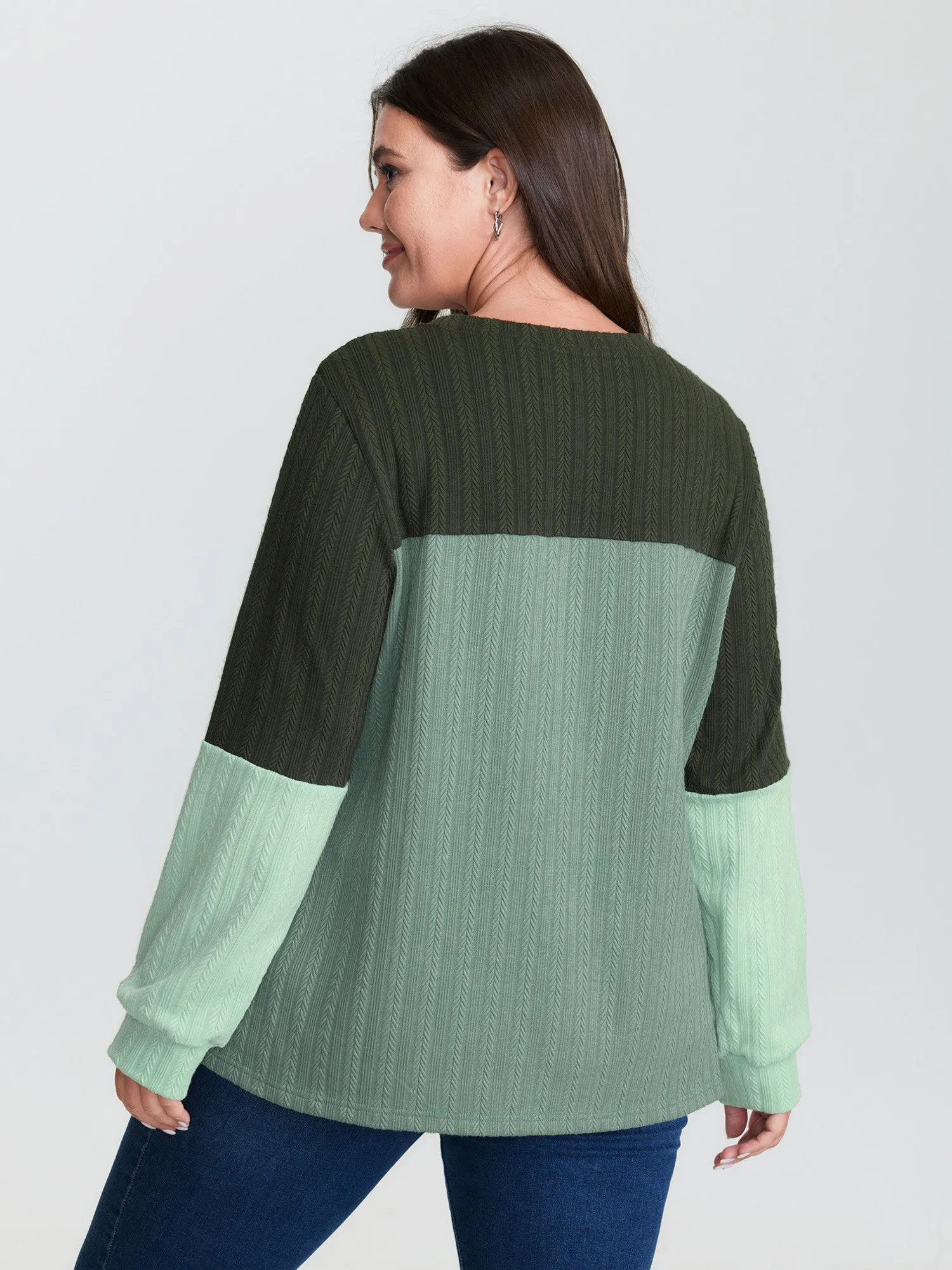 Colorblock Textured Round Neck Sweatshirt sold by Bloomchic product image thumbnail 4