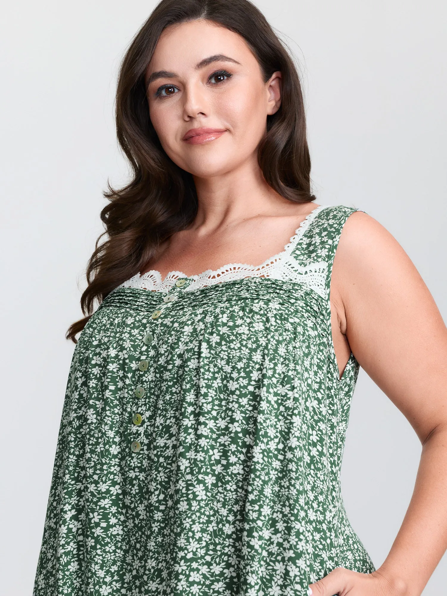 Floral Lace Trim Color Contrast Sleep Dress sold by Bloomchic product image thumbnail 2