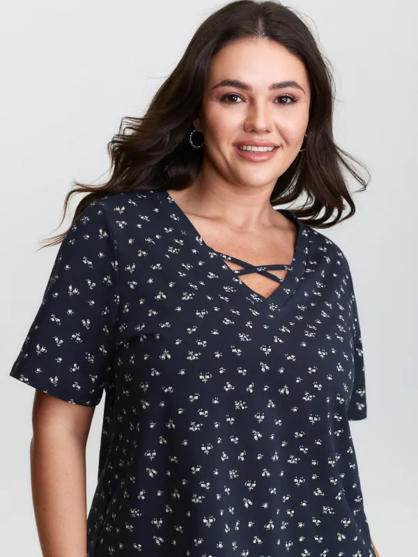 Cotton Spring Things Neckline Cut-Out T-Shirt made by Bloomchic