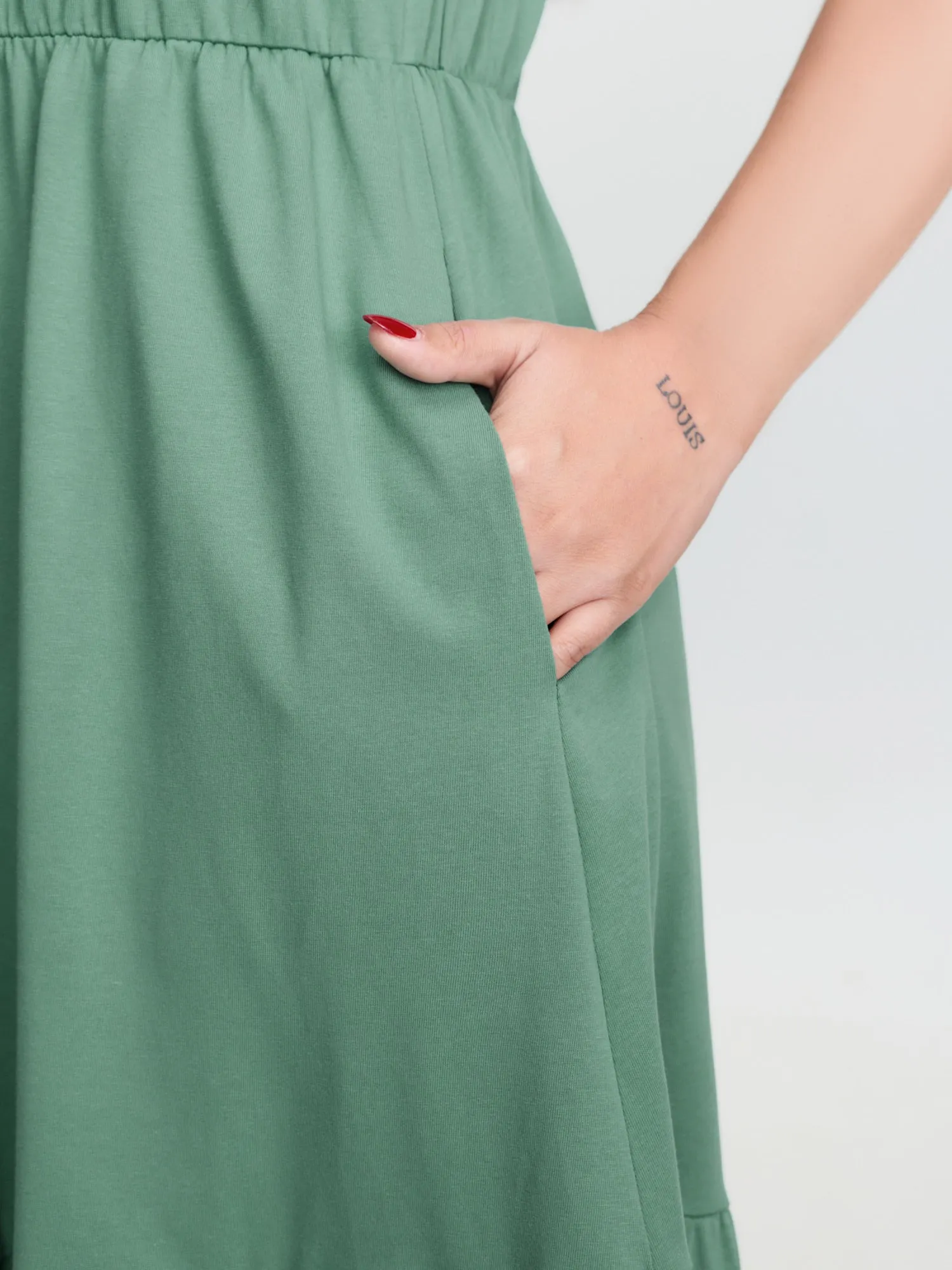 Stretchy Tiered Flowy Maxi Dress sold by Bloomchic product image thumbnail 4