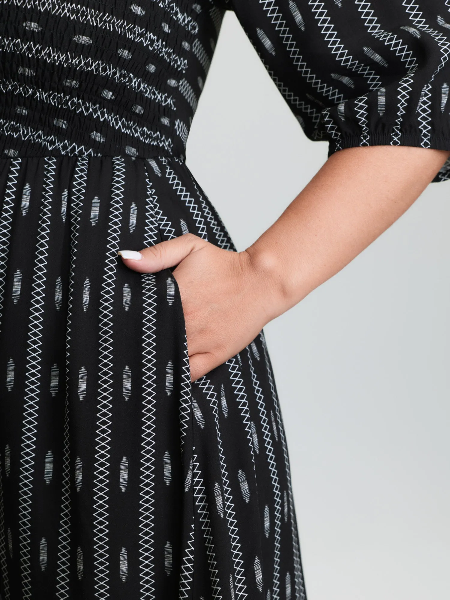 Geometric Print Shirred Square Neck Maxi Dress sold by Bloomchic product image thumbnail 4