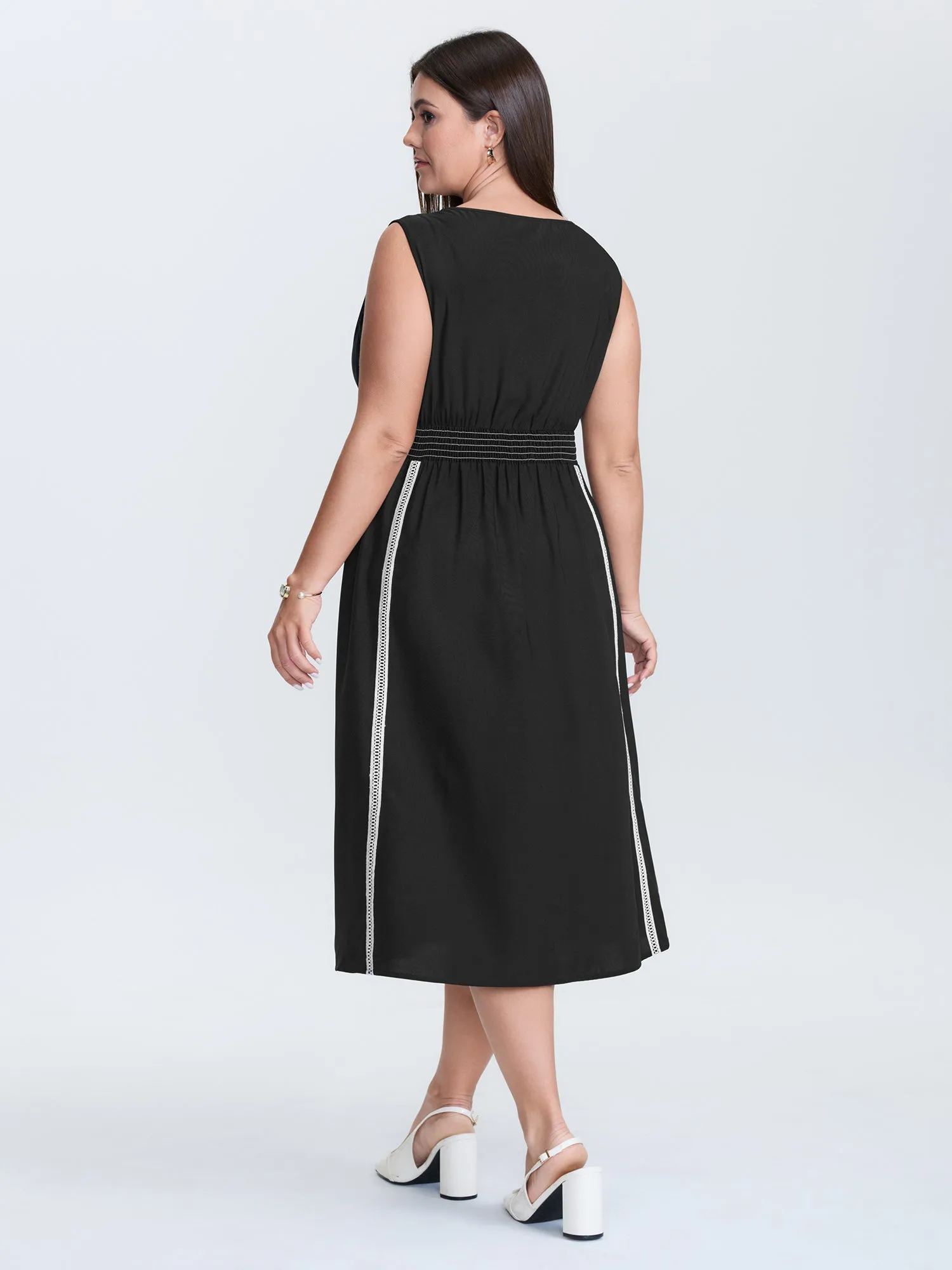 Lace Trim Shirred Waist Round Neck Midi Dress sold by Bloomchic product image thumbnail 4