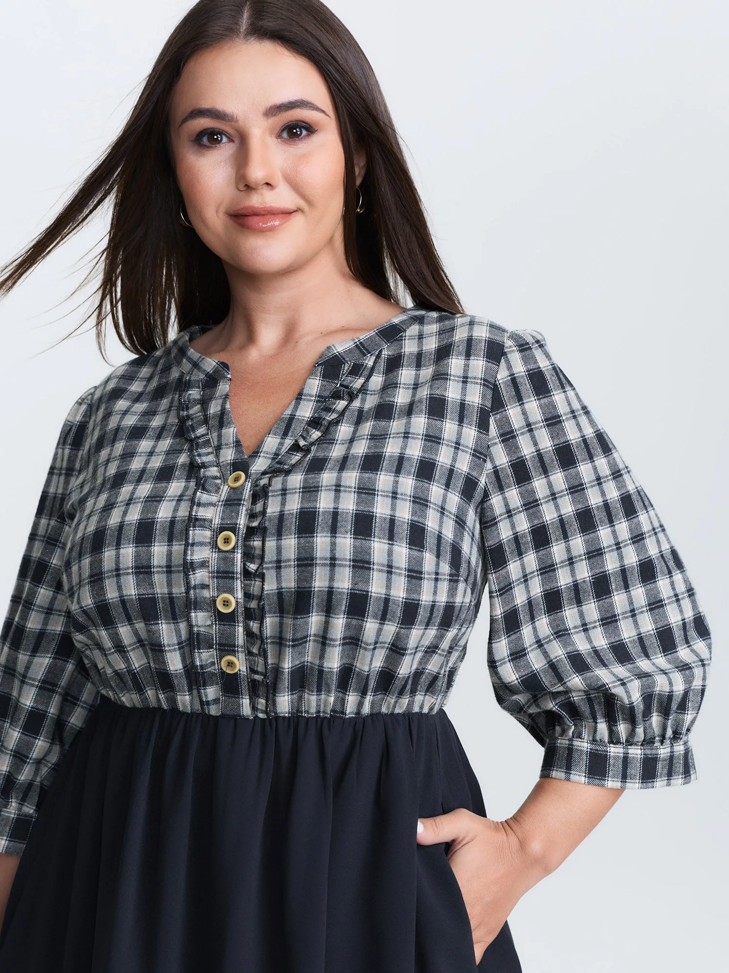 Grid Print Color Contrast Ruffled Midi Dress sold by Bloomchic product image thumbnail 2