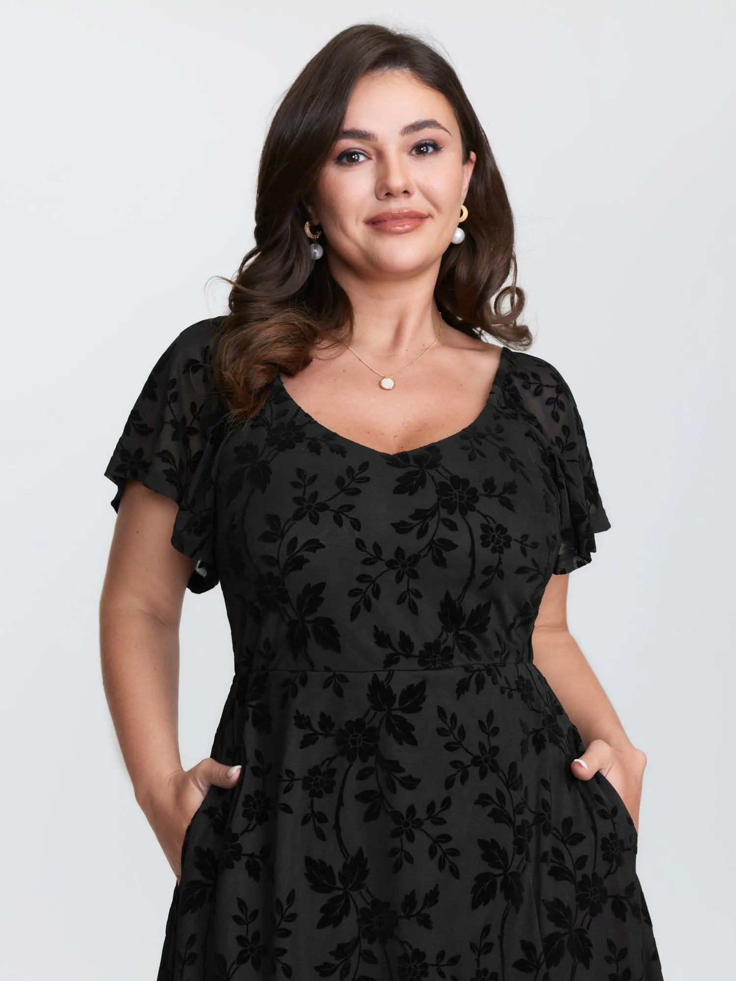 Floral Textured Jacquard Slit Hem Maxi Dress sold by Bloomchic product image thumbnail 2