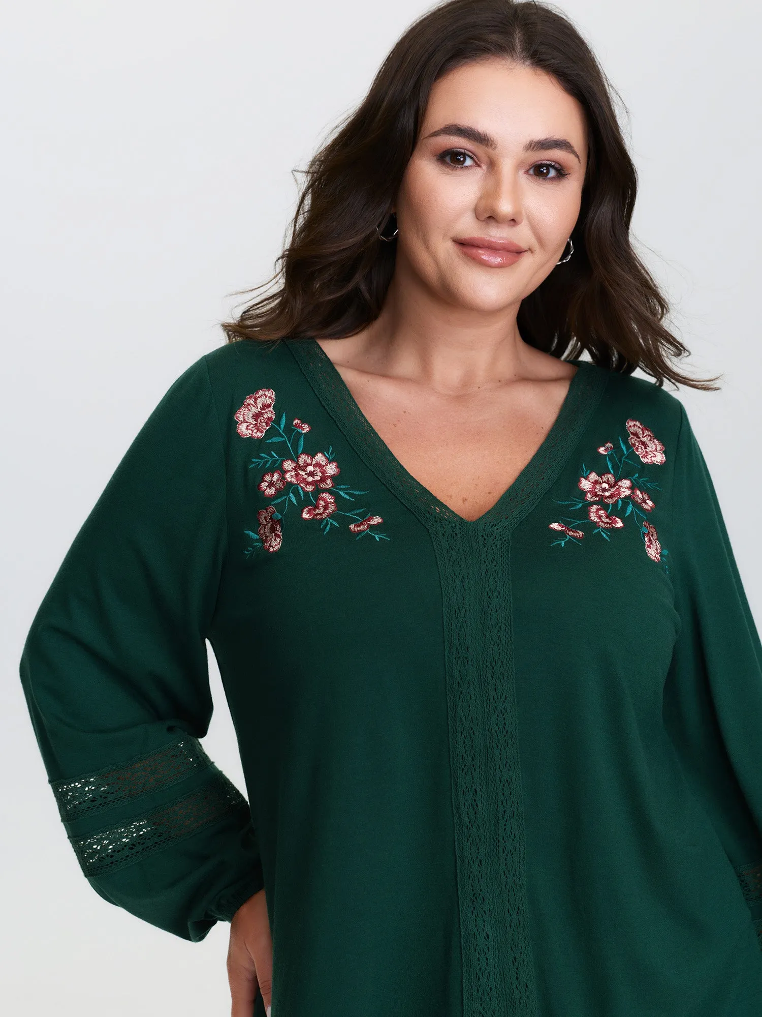 Sweet Floral Embroidery Lace Trim T-Shirt sold by Bloomchic product image thumbnail 2