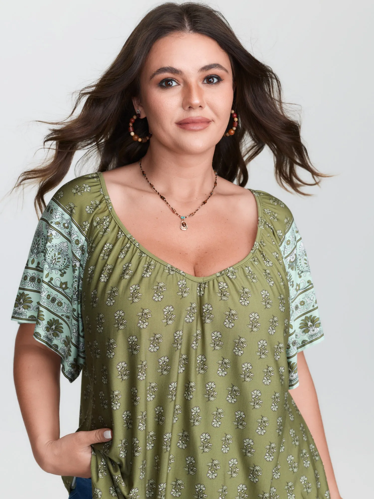 Supersoft Floral Print Flared Sleeve Pleated Knit Top sold by Bloomchic product image thumbnail 2