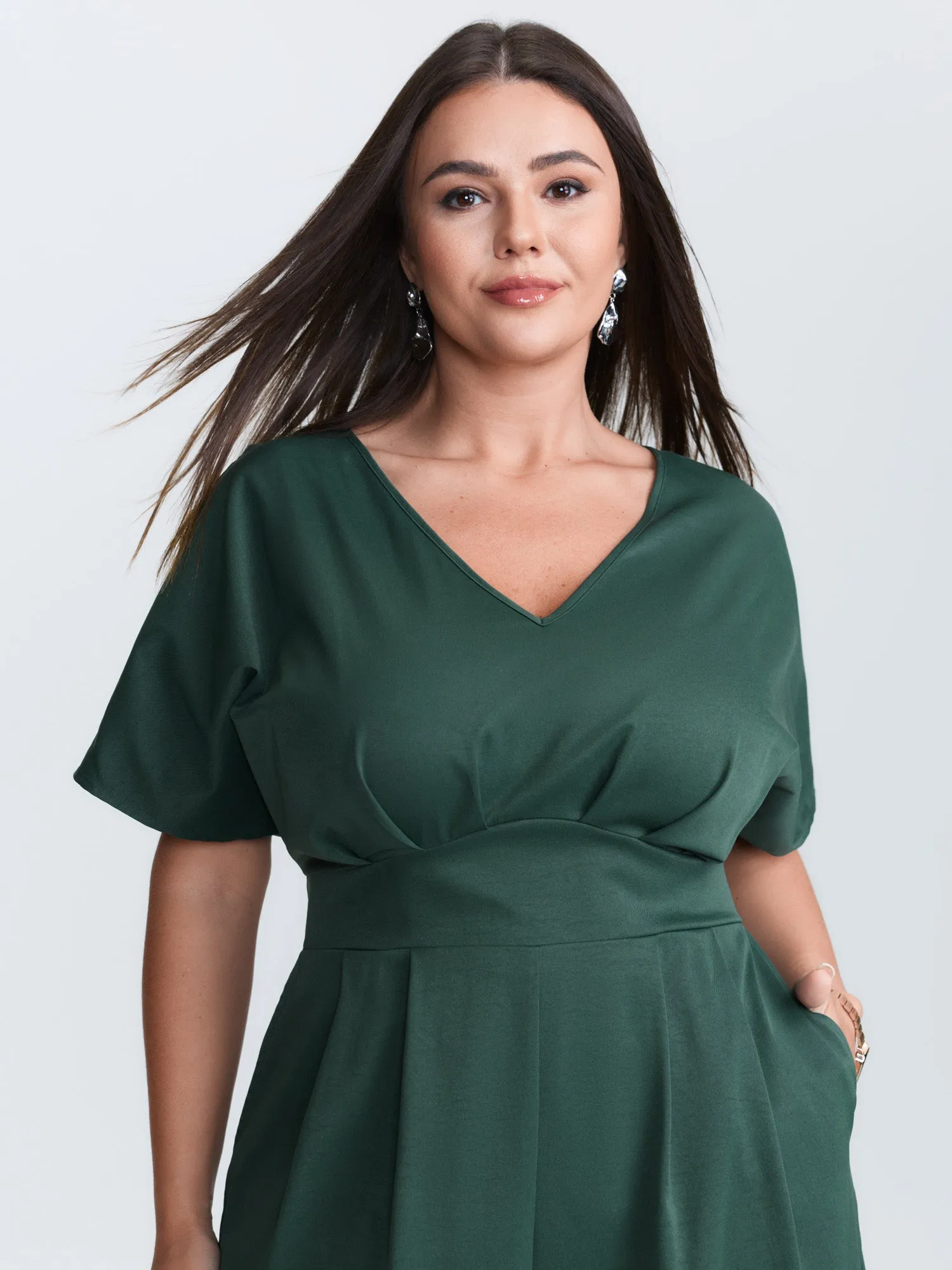 Backless Tie Pockets Jumpsuit sold by Bloomchic product image thumbnail 2