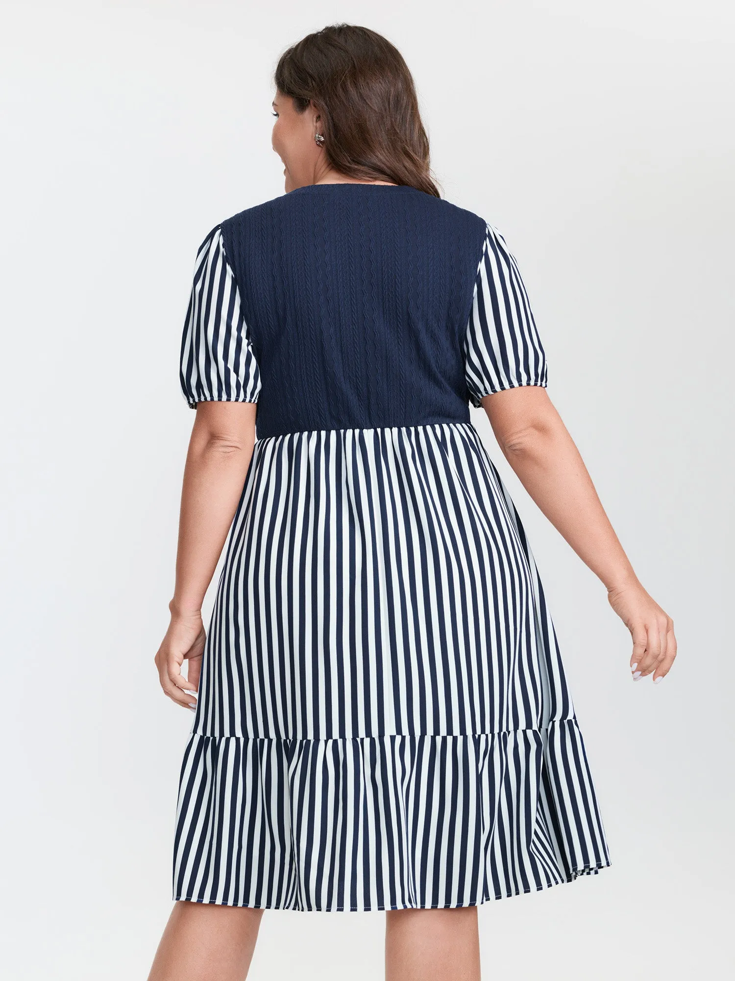 Striped Color Contrast Lined Midi Dress sold by Bloomchic product image thumbnail 4