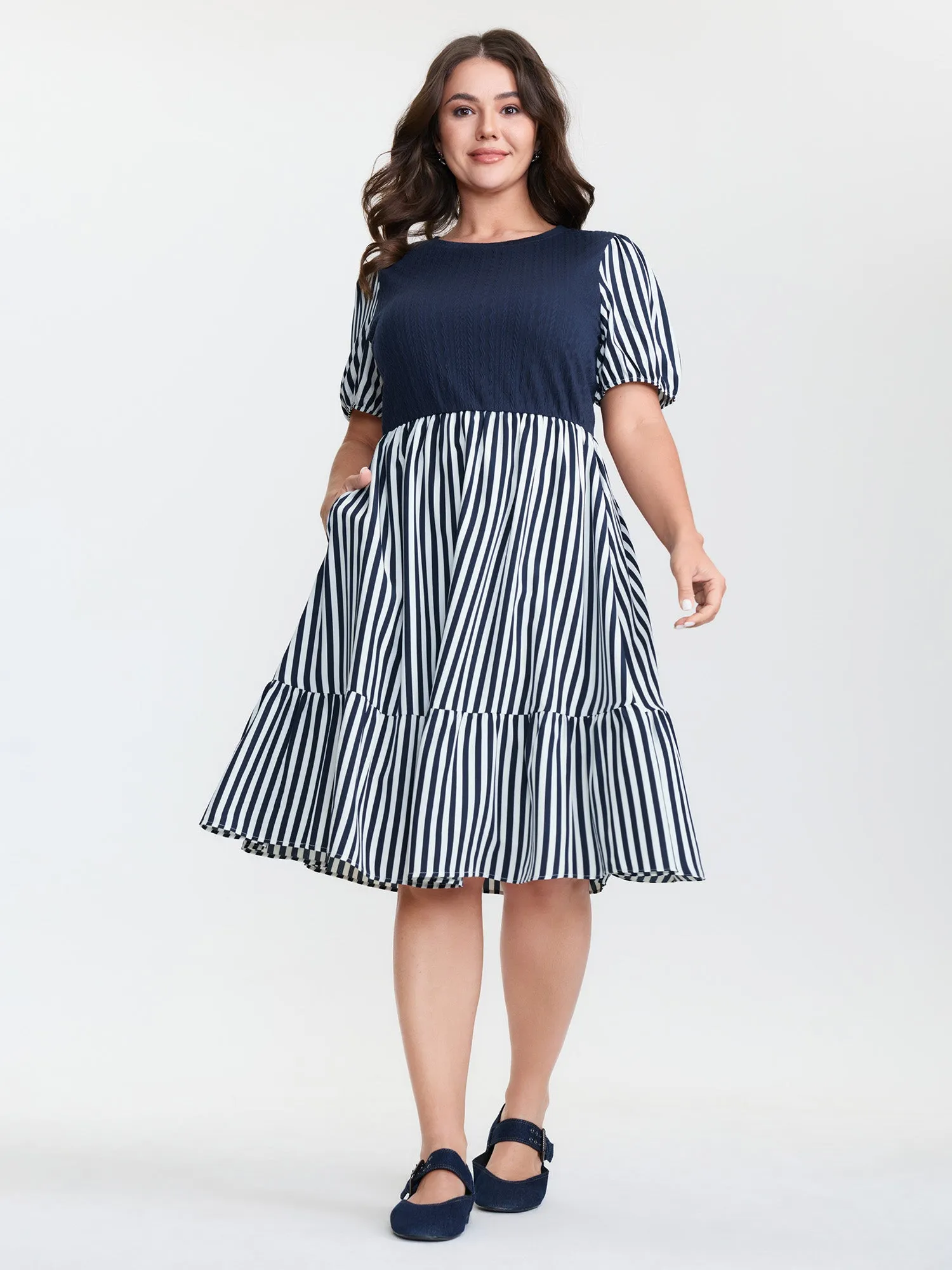 Striped Color Contrast Lined Midi Dress sold by Bloomchic product image thumbnail 3