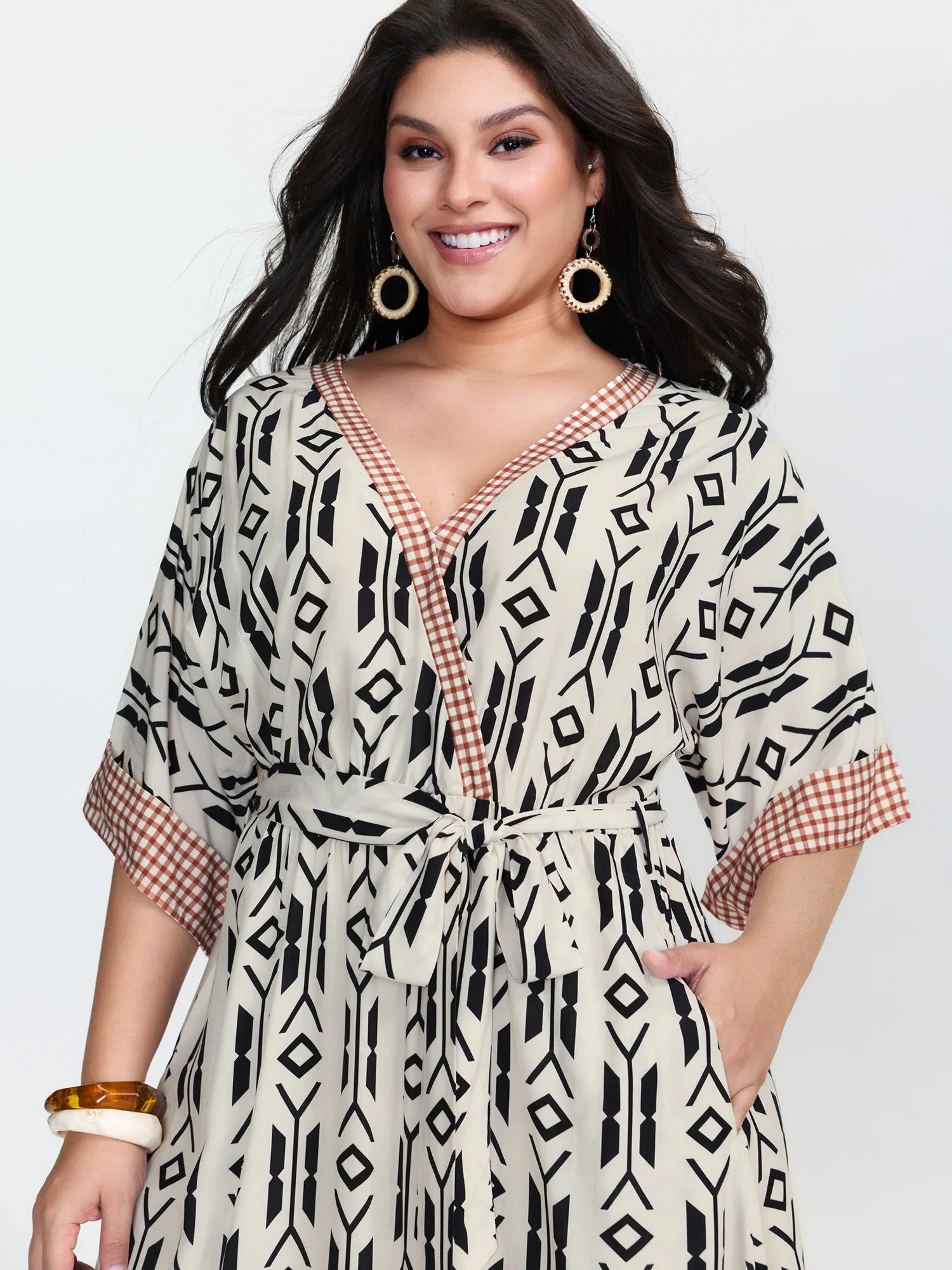 Geometric Print Pockets Surplice Maxi Dress sold by Bloomchic product image thumbnail 3