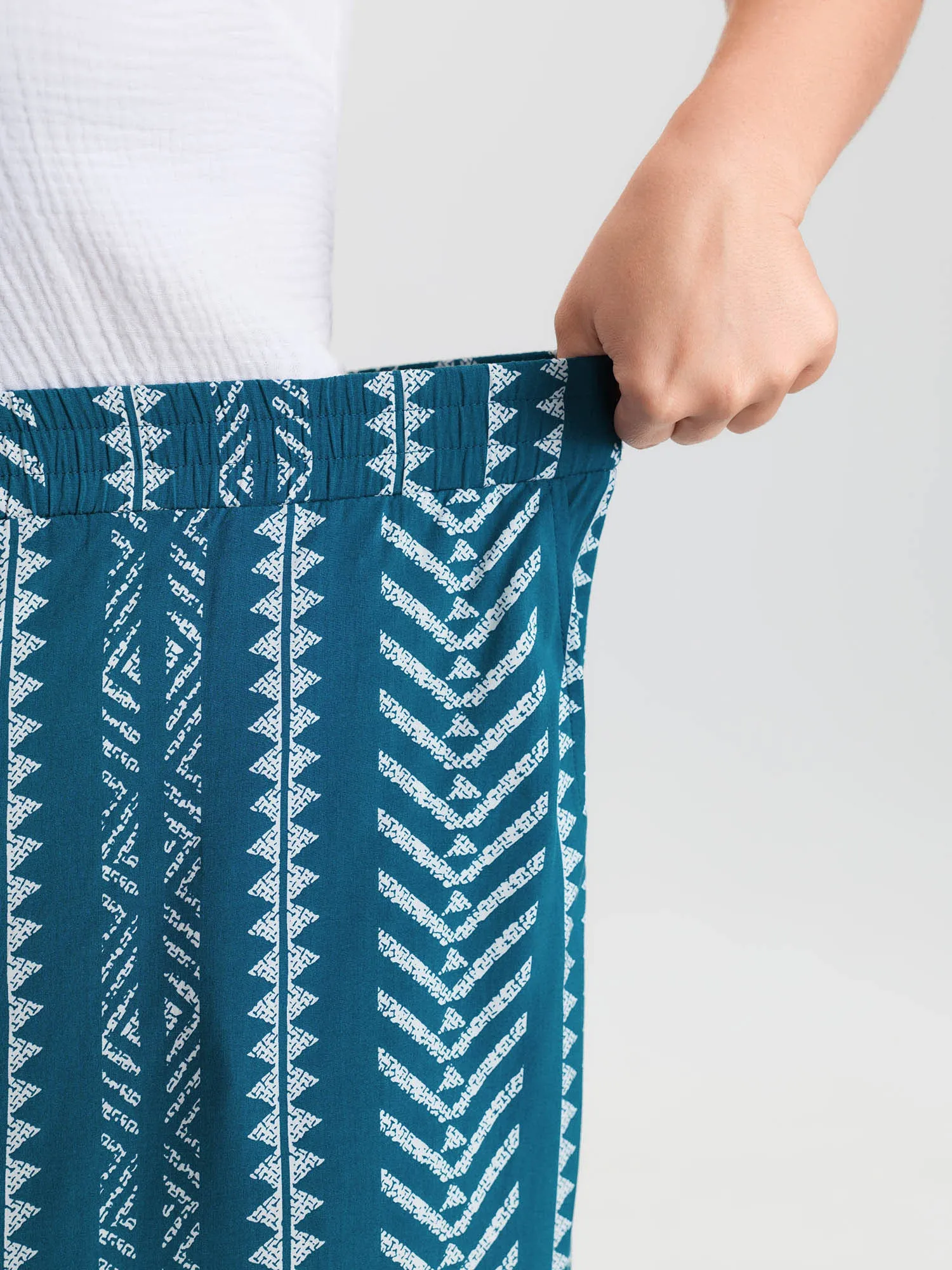 Striped Pockets Wide-Leg Pants sold by Bloomchic product image thumbnail 4