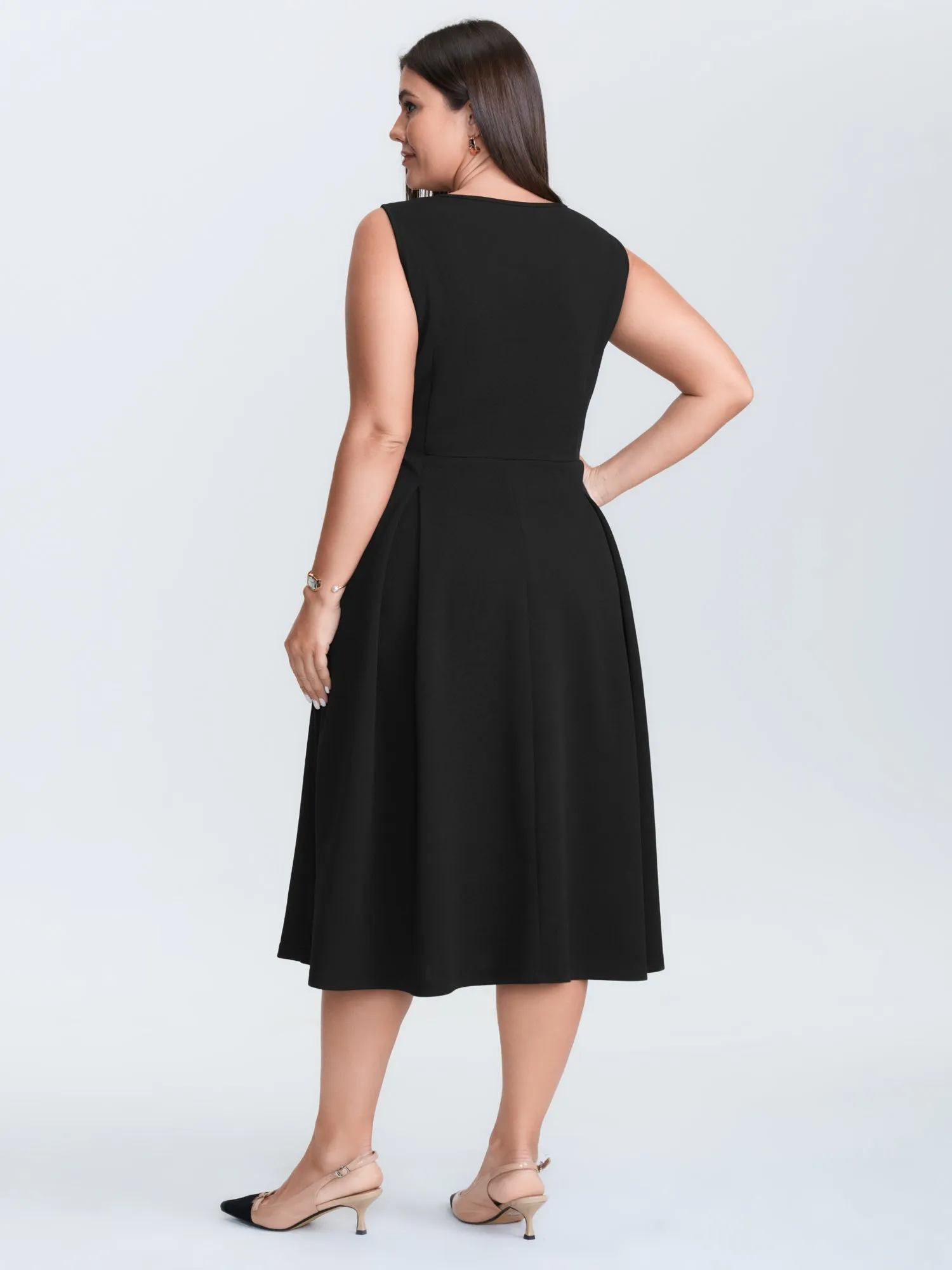 Floral Gold Button Pleated Midi Dress sold by Bloomchic product image thumbnail 4