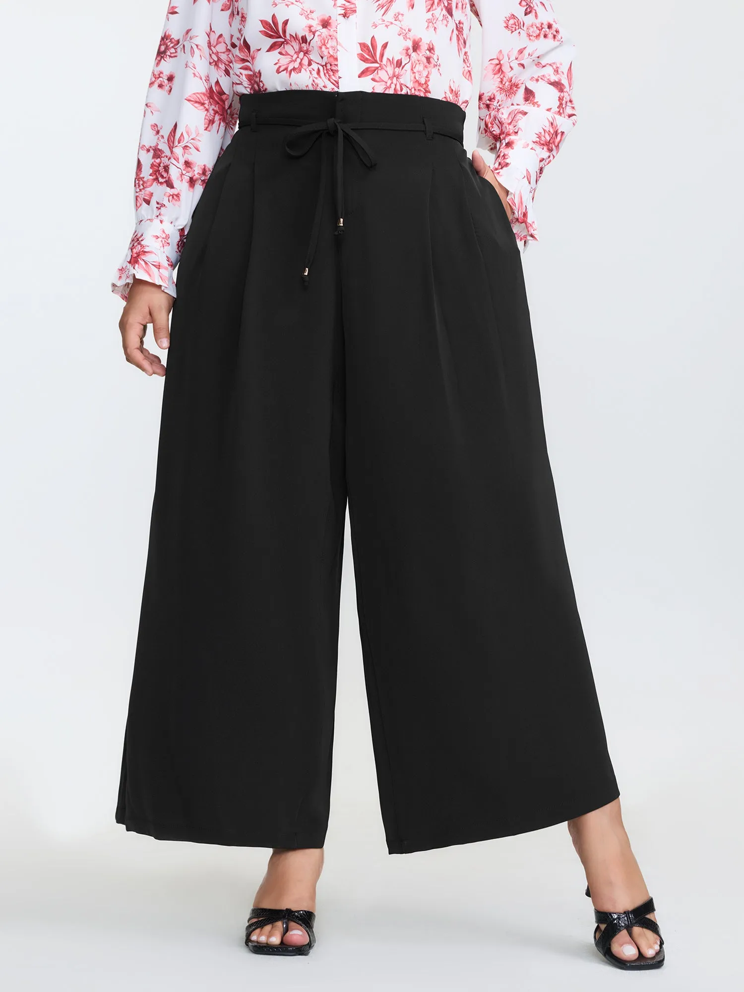 Stretchy Waist Drawstring Pockets Pants sold by Bloomchic