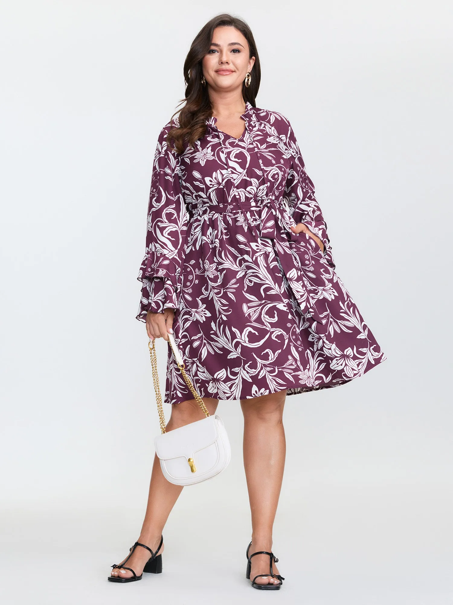 Retro Floral Print A-Line Mini Dress sold by Bloomchic product image thumbnail 3