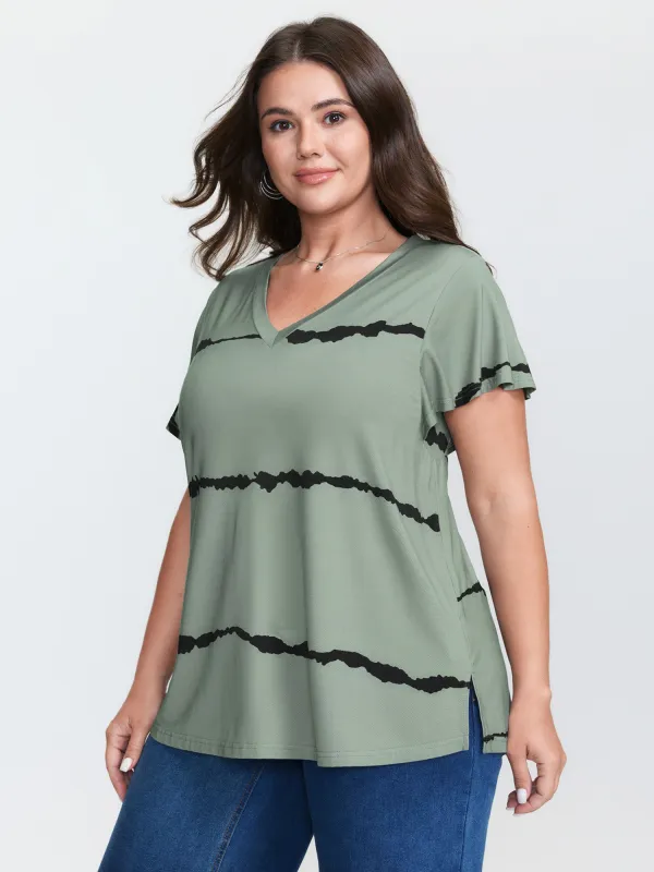Stretchy Scribble Pattern V-Neck T-Shirt sold by Bloomchic
