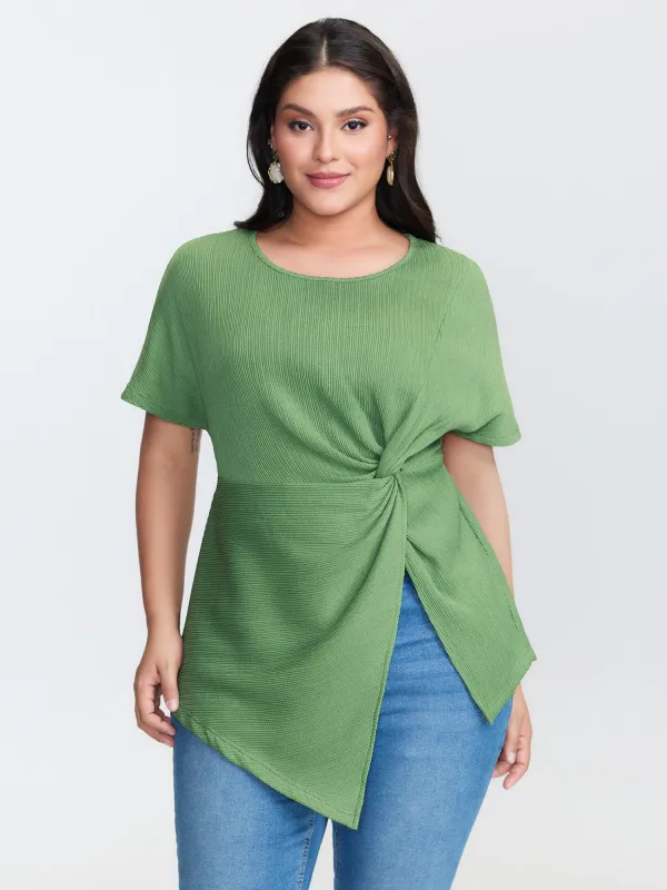 Knotted Side Waist Slit T-Shirt made by Bloomchic