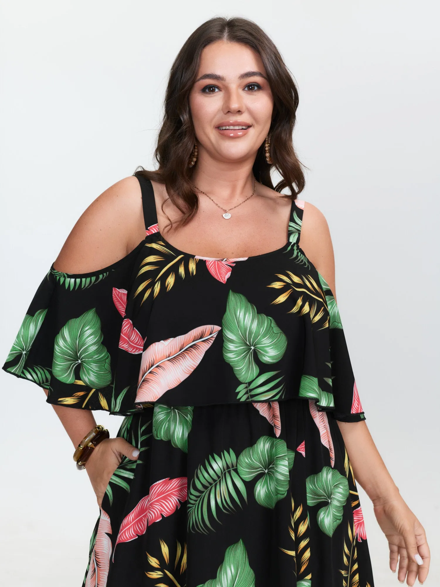 Tropical Pattern Off-Shoulder Maxi Dress sold by Bloomchic product image thumbnail 2