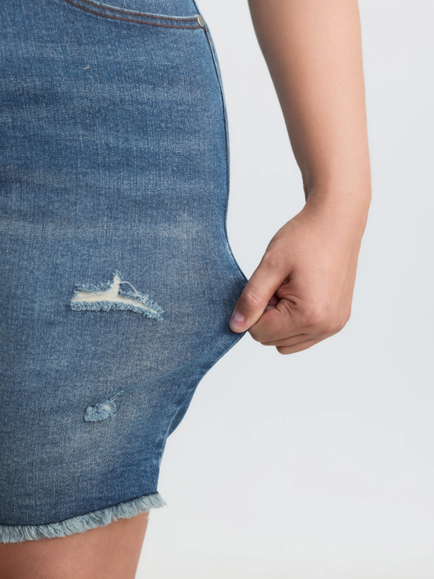 Stretchy Mid-Rise Denim Shorts sold by Bloomchic product image thumbnail 4