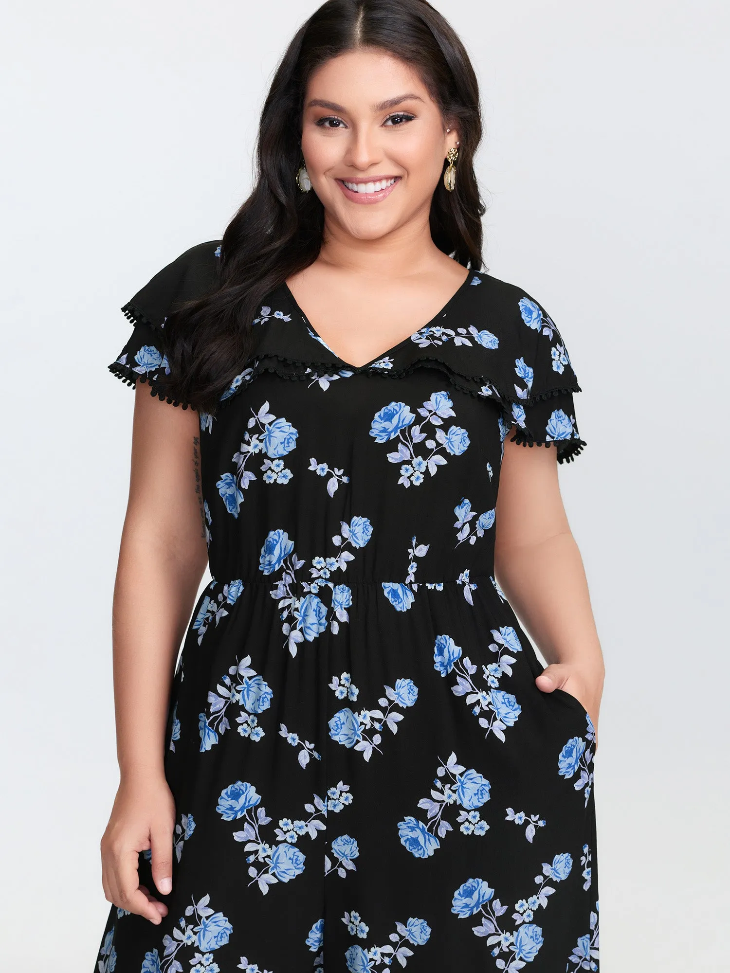 Lace Trim Layered V-Neck Jumpsuit sold by Bloomchic product image thumbnail 2