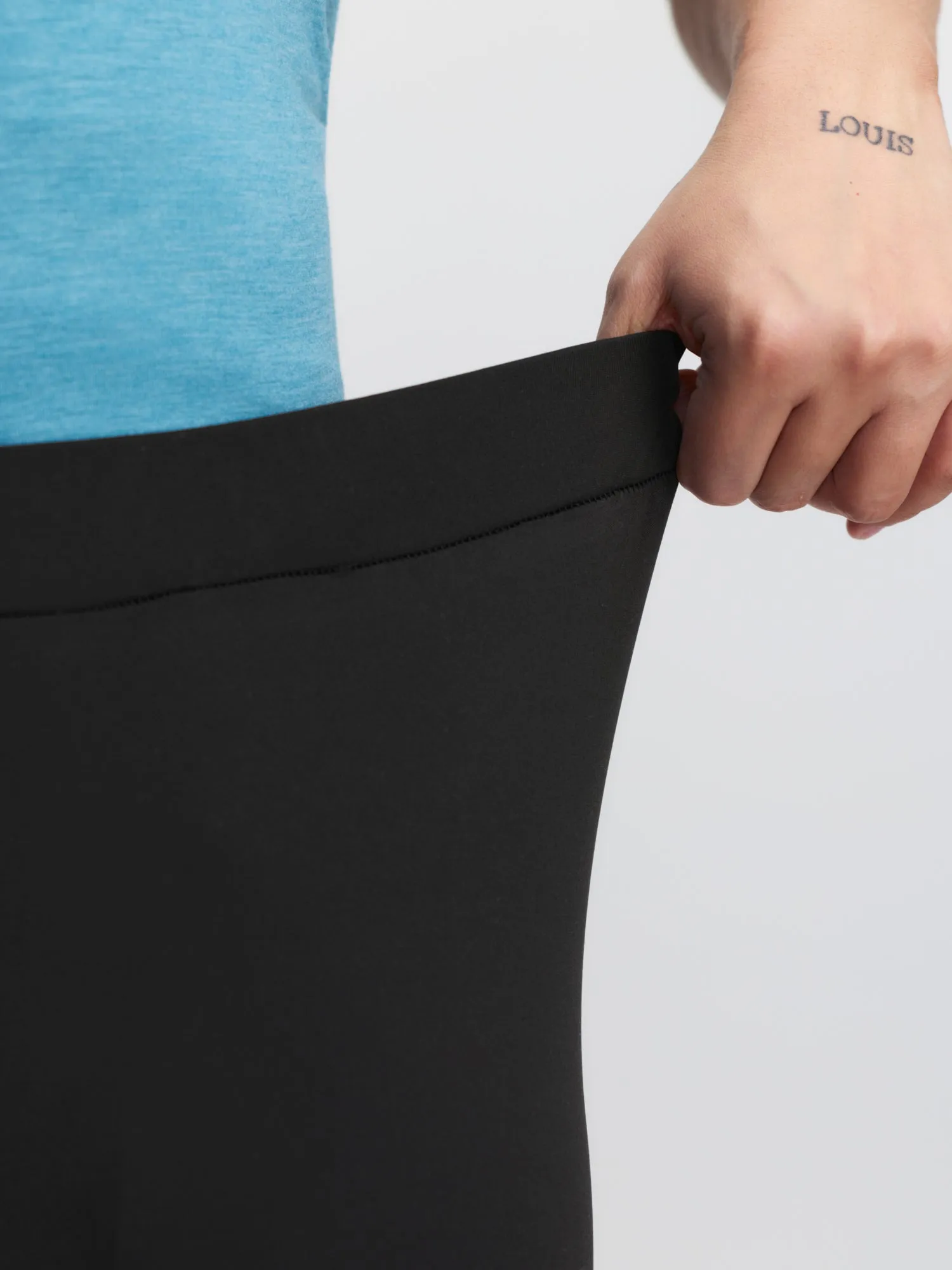 Stretchy Button Detail Skinny-Fit Leggings sold by Bloomchic product image thumbnail 3