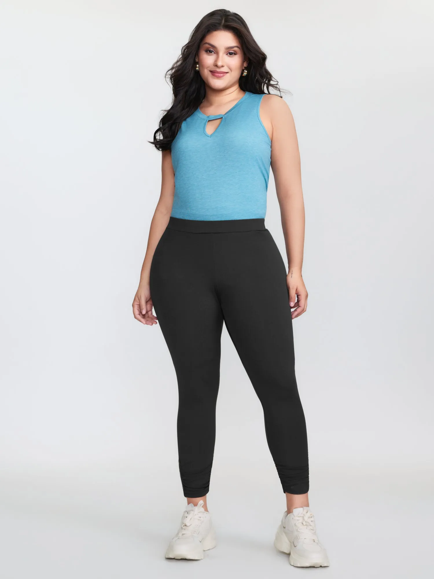 Stretchy Button Detail Skinny-Fit Leggings sold by Bloomchic product image thumbnail 2