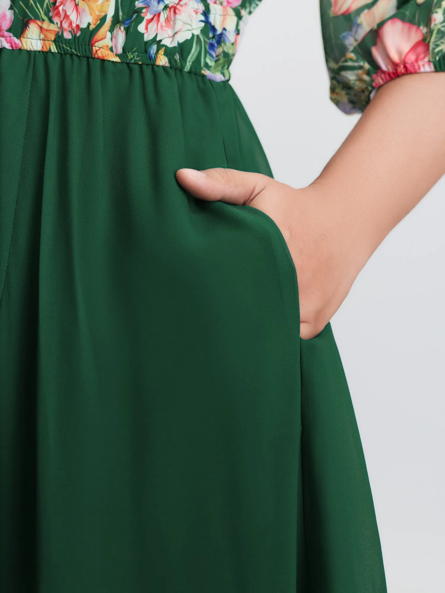 Floral Print Surplice Neckline Stretchy Waist Maxi Dress sold by Bloomchic product image thumbnail 3