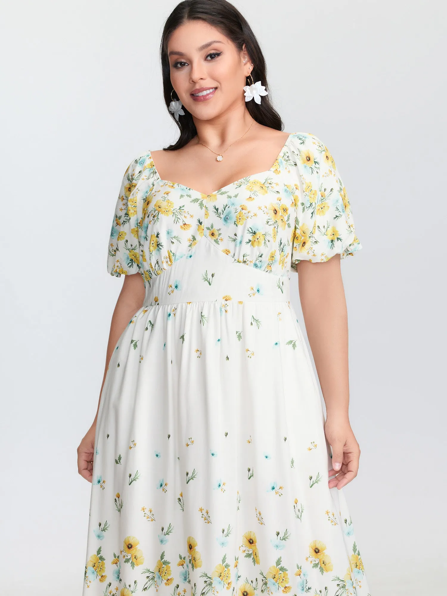Floral Print Shirred Bodice Triangular Waist Midi Dress sold by Bloomchic product image thumbnail 2