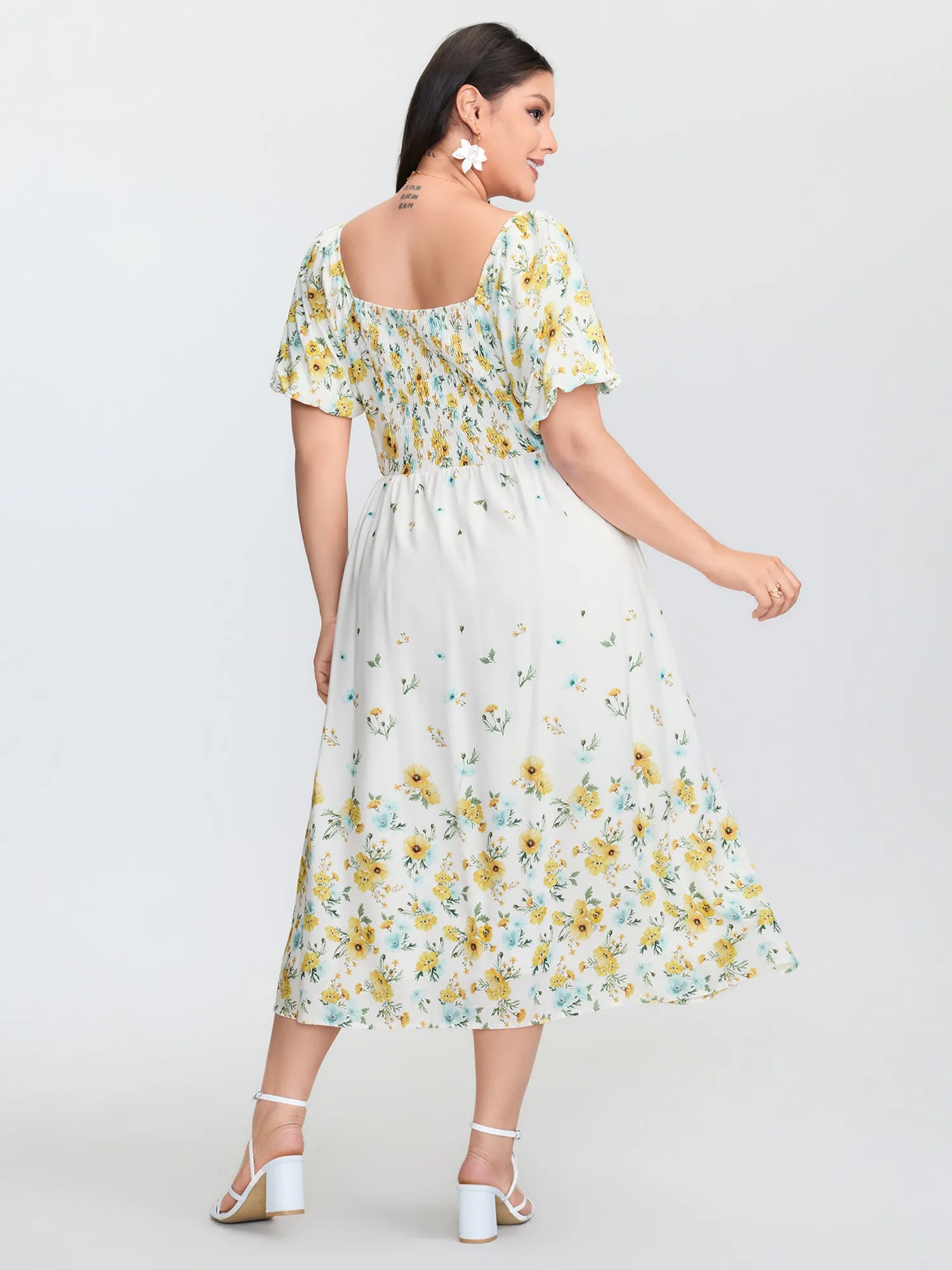 Floral Print Shirred Bodice Triangular Waist Midi Dress sold by Bloomchic product image thumbnail 4