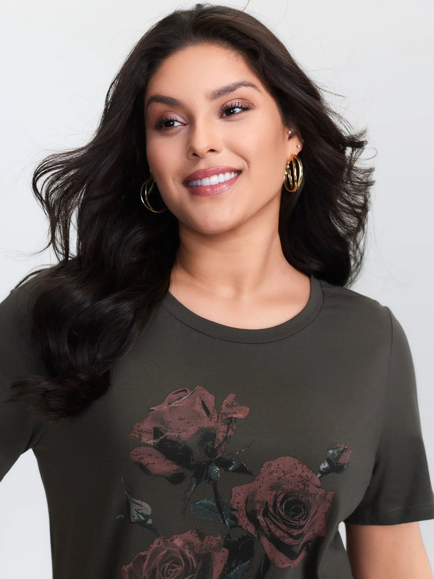 Rose Print Distressed Wash T-Shirt sold by Bloomchic product image thumbnail 3