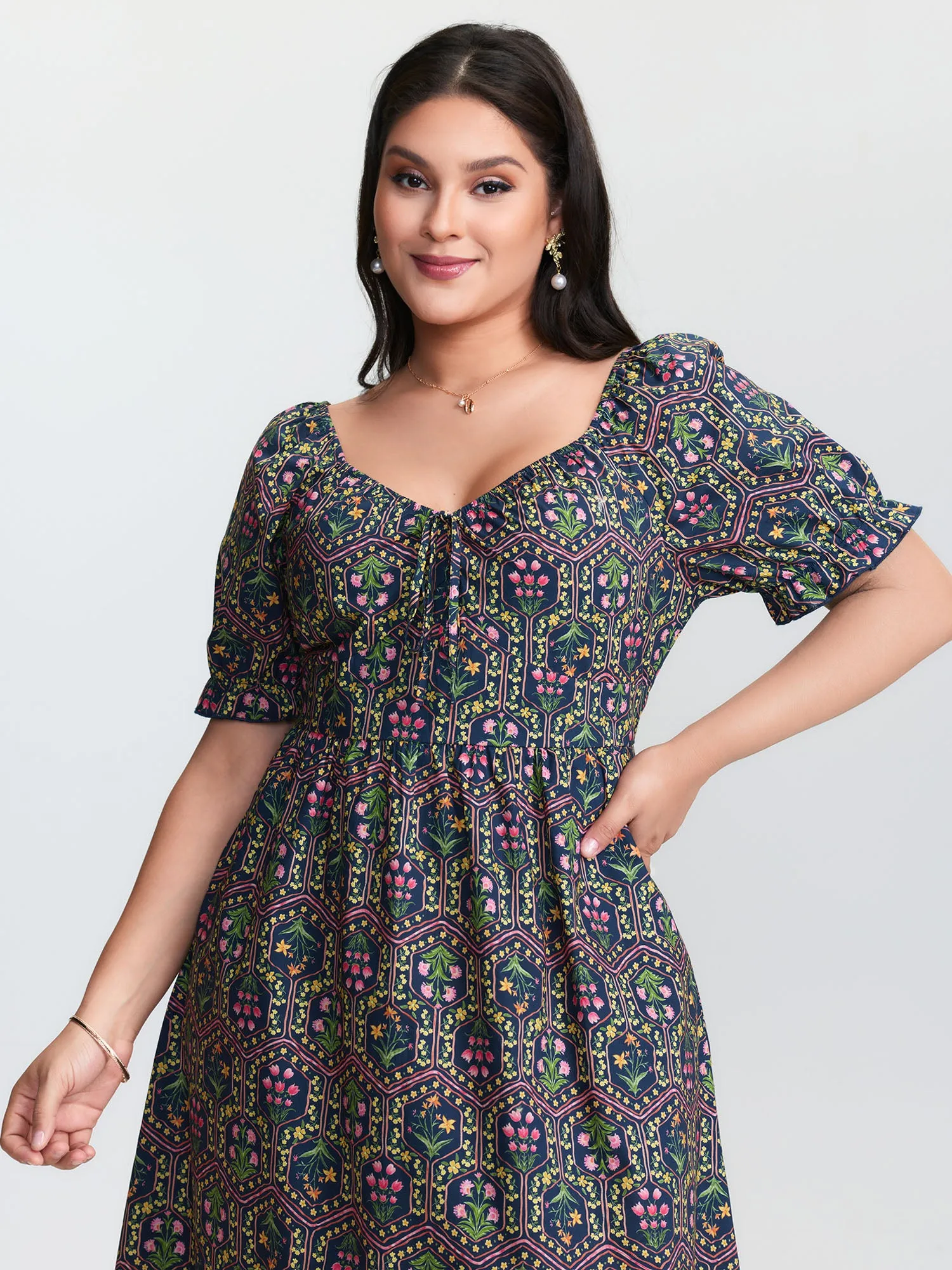 Cotton Geometric Print Shirred Waist Midi Dress sold by Bloomchic product image thumbnail 2