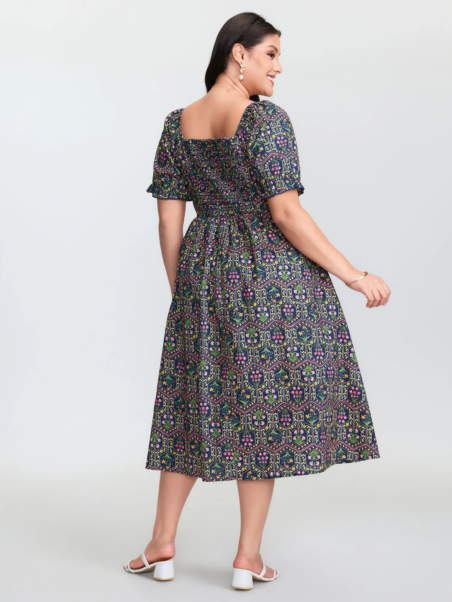 Cotton Geometric Print Shirred Waist Midi Dress sold by Bloomchic product image thumbnail 5