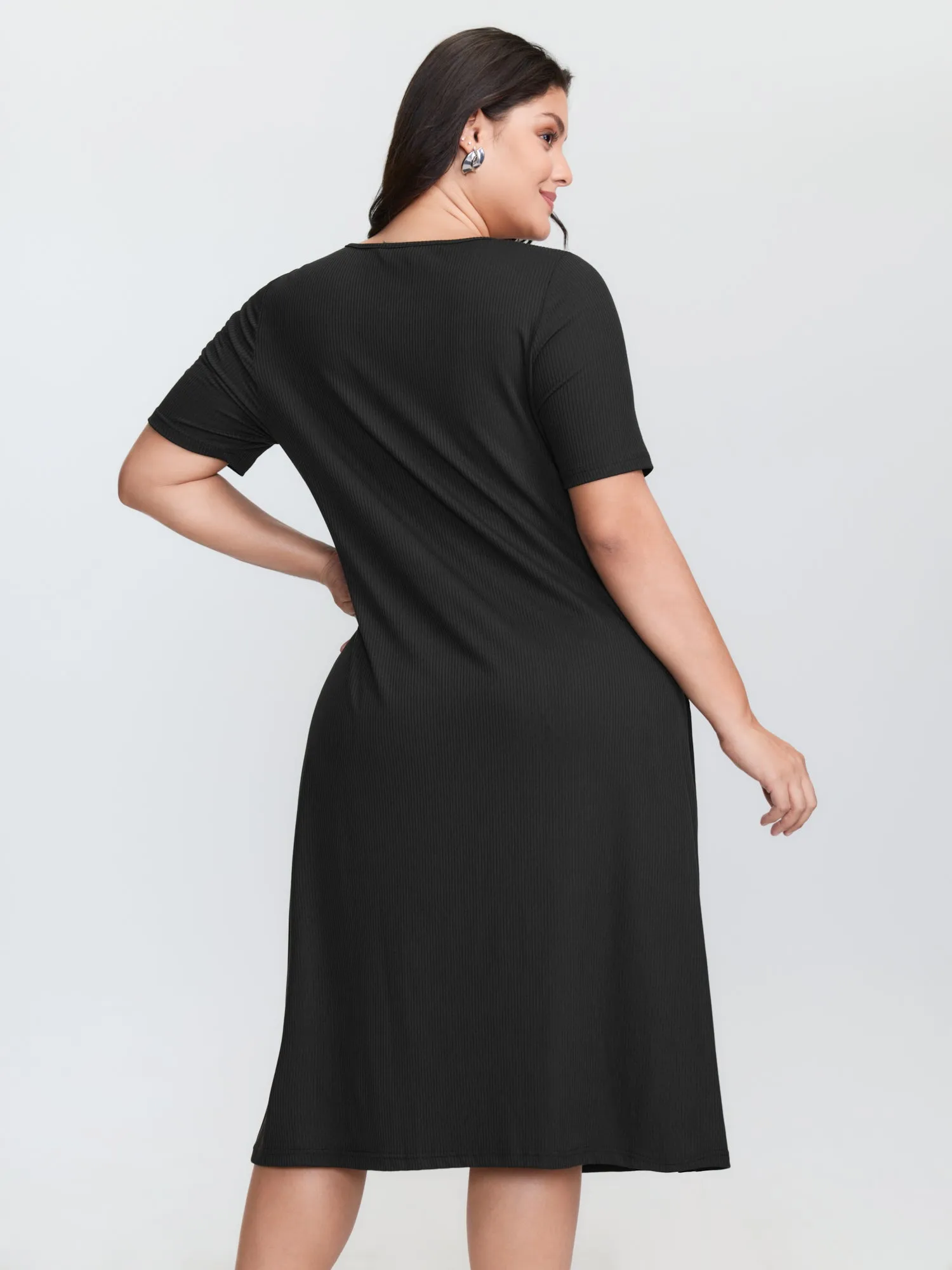 Ribbed Cut-Out Neckline Midi Dress sold by Bloomchic product image thumbnail 4