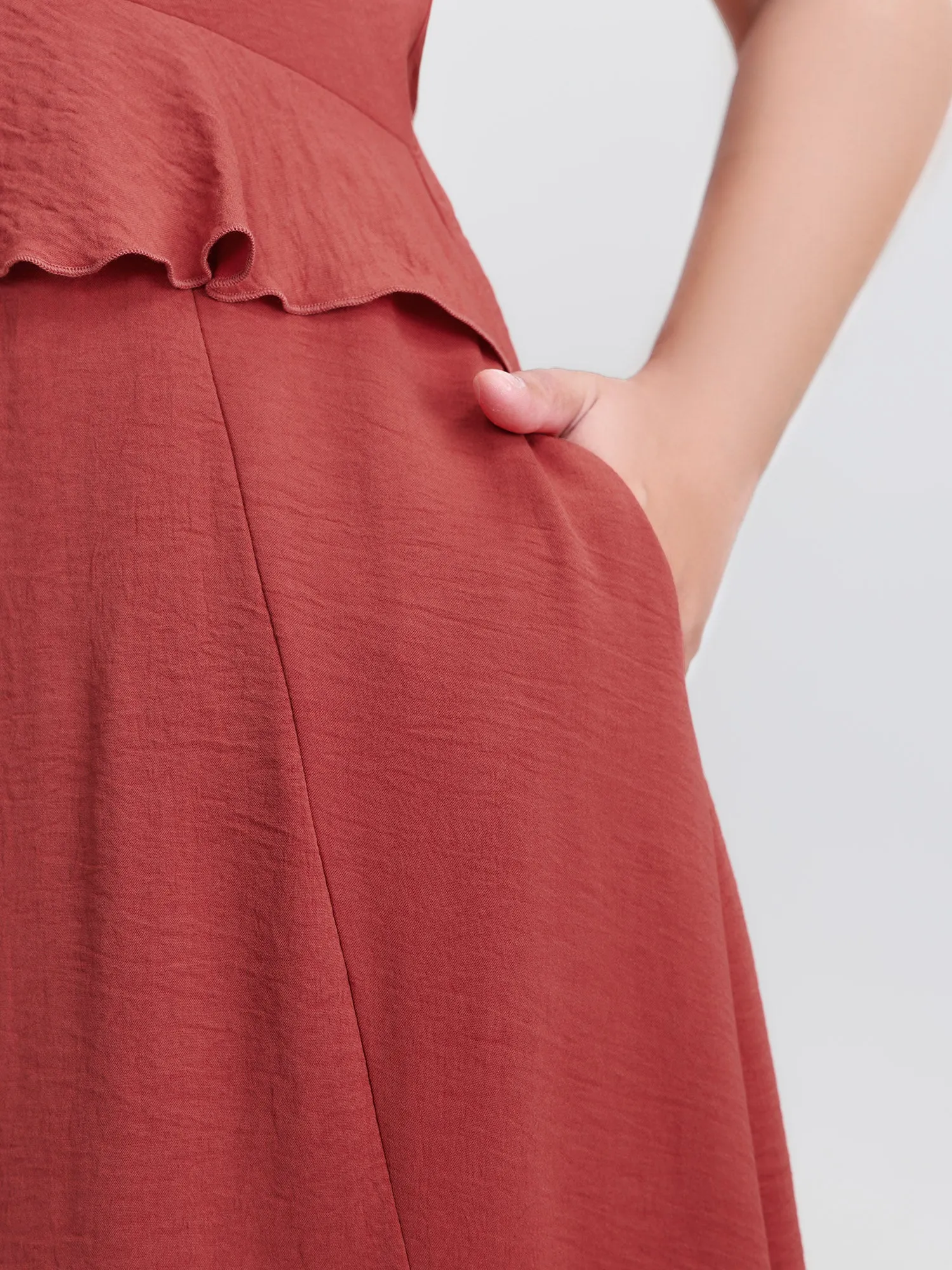 Sweetheart Neckline Cinched-Waist Maxi Dress sold by Bloomchic product image thumbnail 3