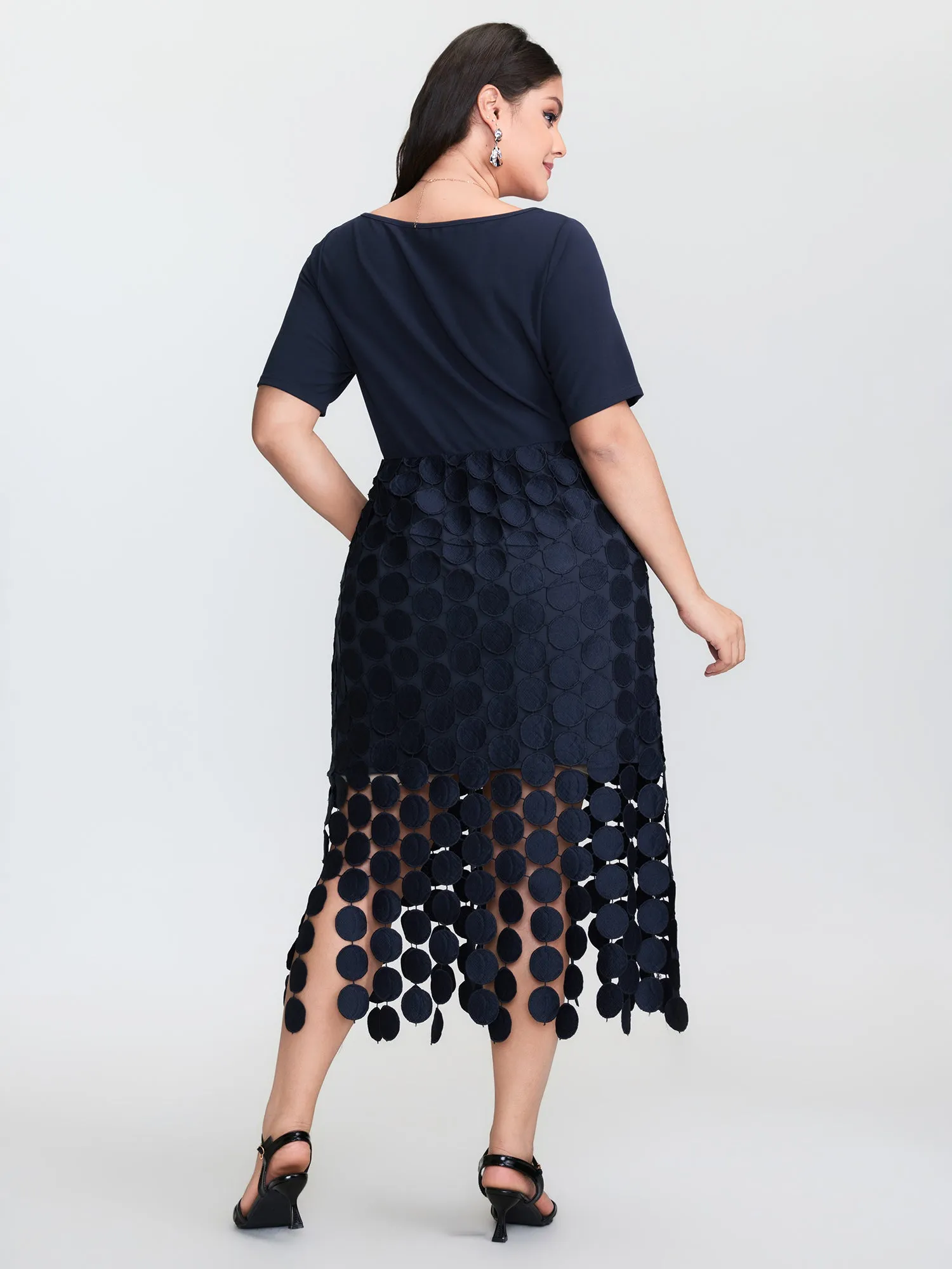 Lace Trim Tassels Stretchy Waist Midi Dress sold by Bloomchic product image thumbnail 4