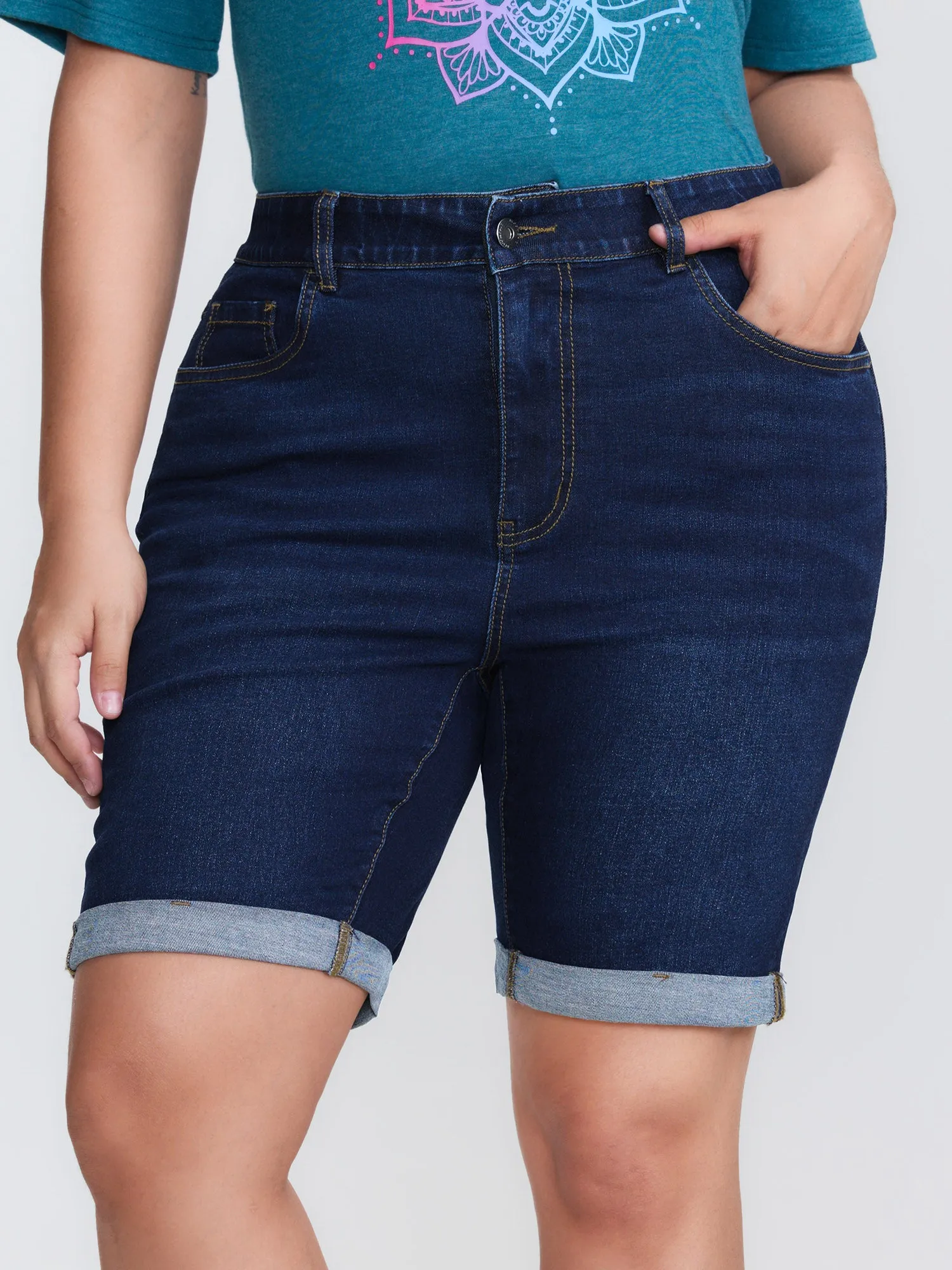 Stretchy Mid-Rise Skinny-Fit Denim Shorts sold by Bloomchic