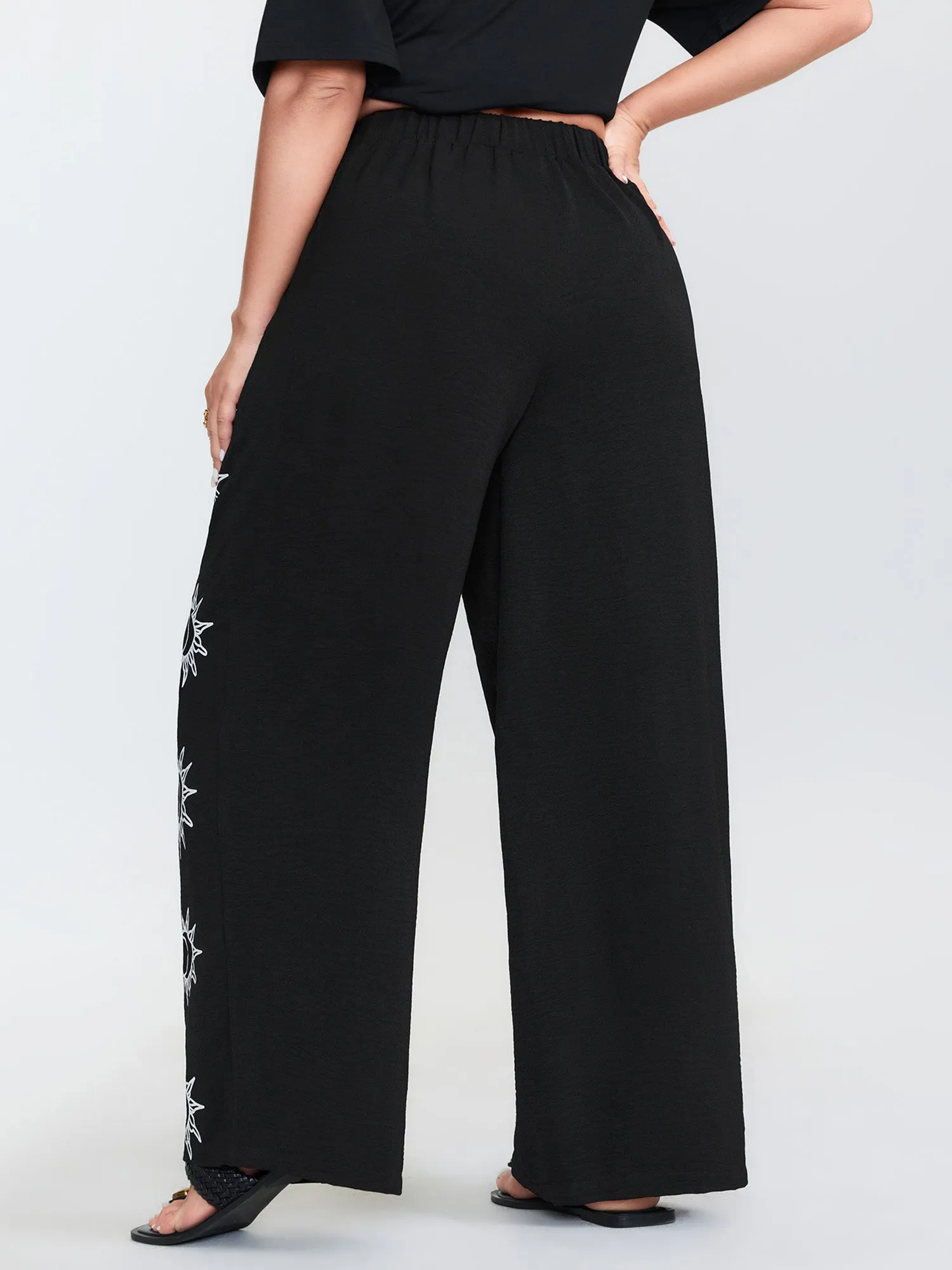 Monochrome Floral Pattern Pants sold by Bloomchic product image thumbnail 5