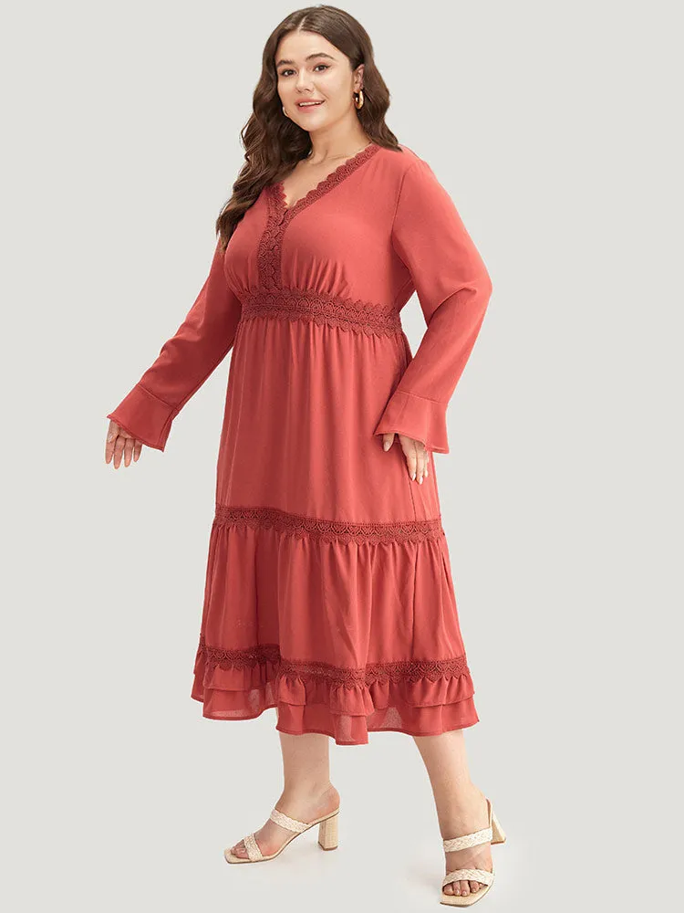Contrast Lace Bell Sleeve Layered Hem Dress sold by Bloomchic product image thumbnail 3