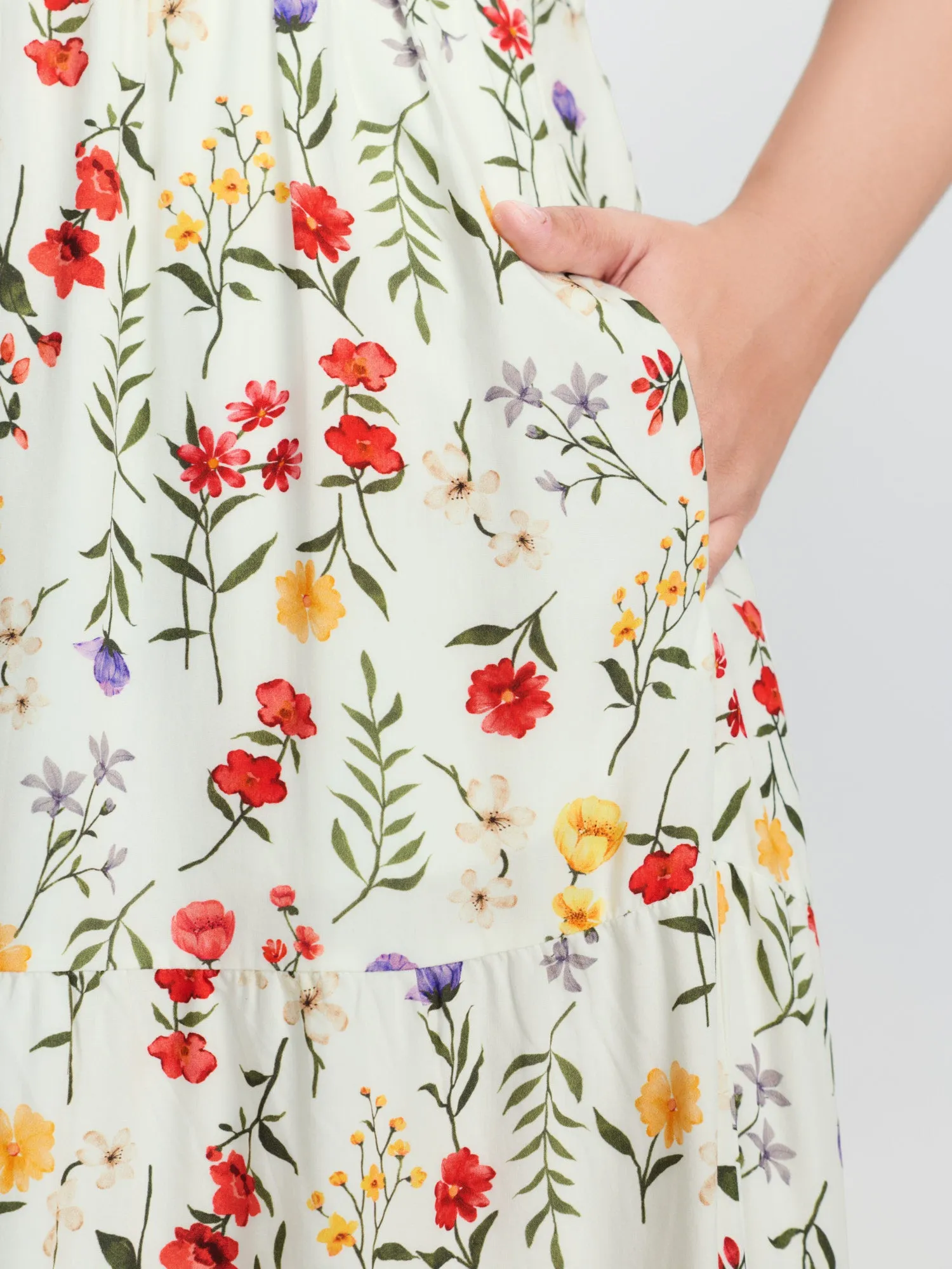 Floral Print Lace Trim Cinched Waist Midi Dress sold by Bloomchic product image thumbnail 3